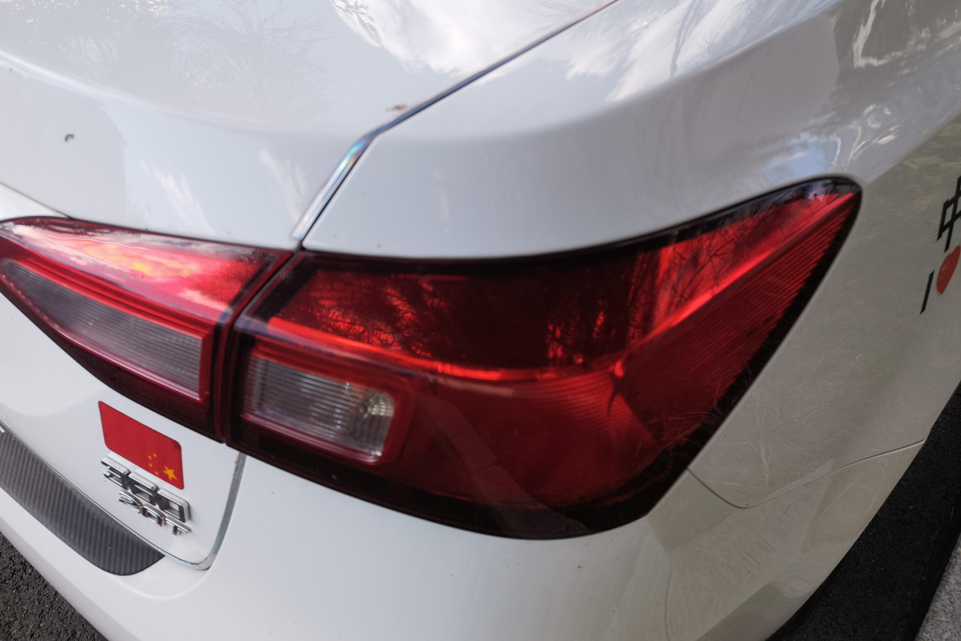 荣威360 2015款 1.4T 自动 尊享版 (国Ⅴ) 