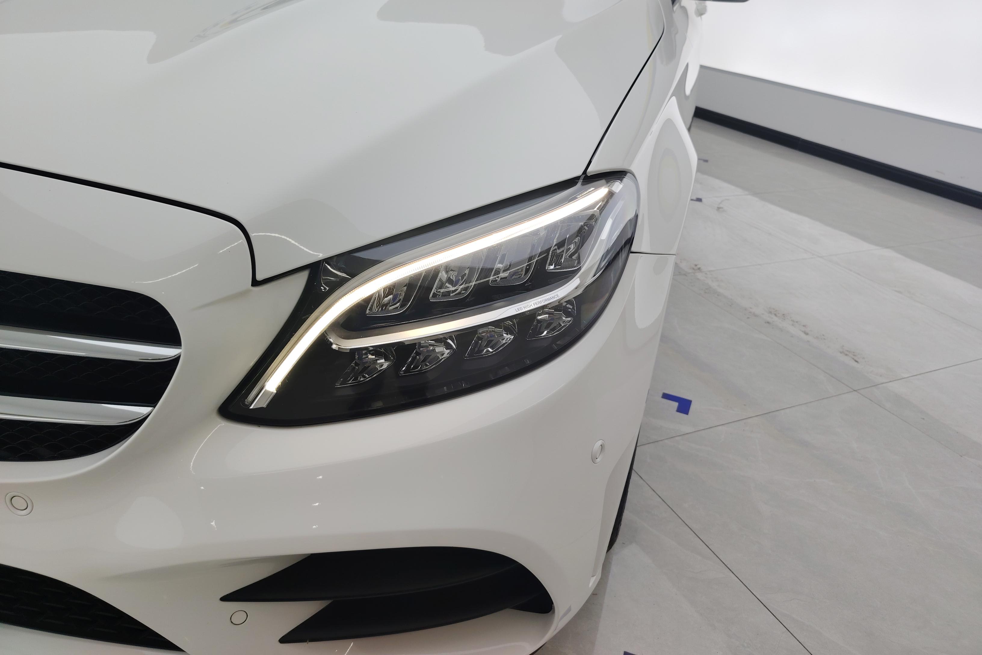 【广州二手奔驰C级】奔驰C级 C260 2020款 1.5T 自动 运动版改款