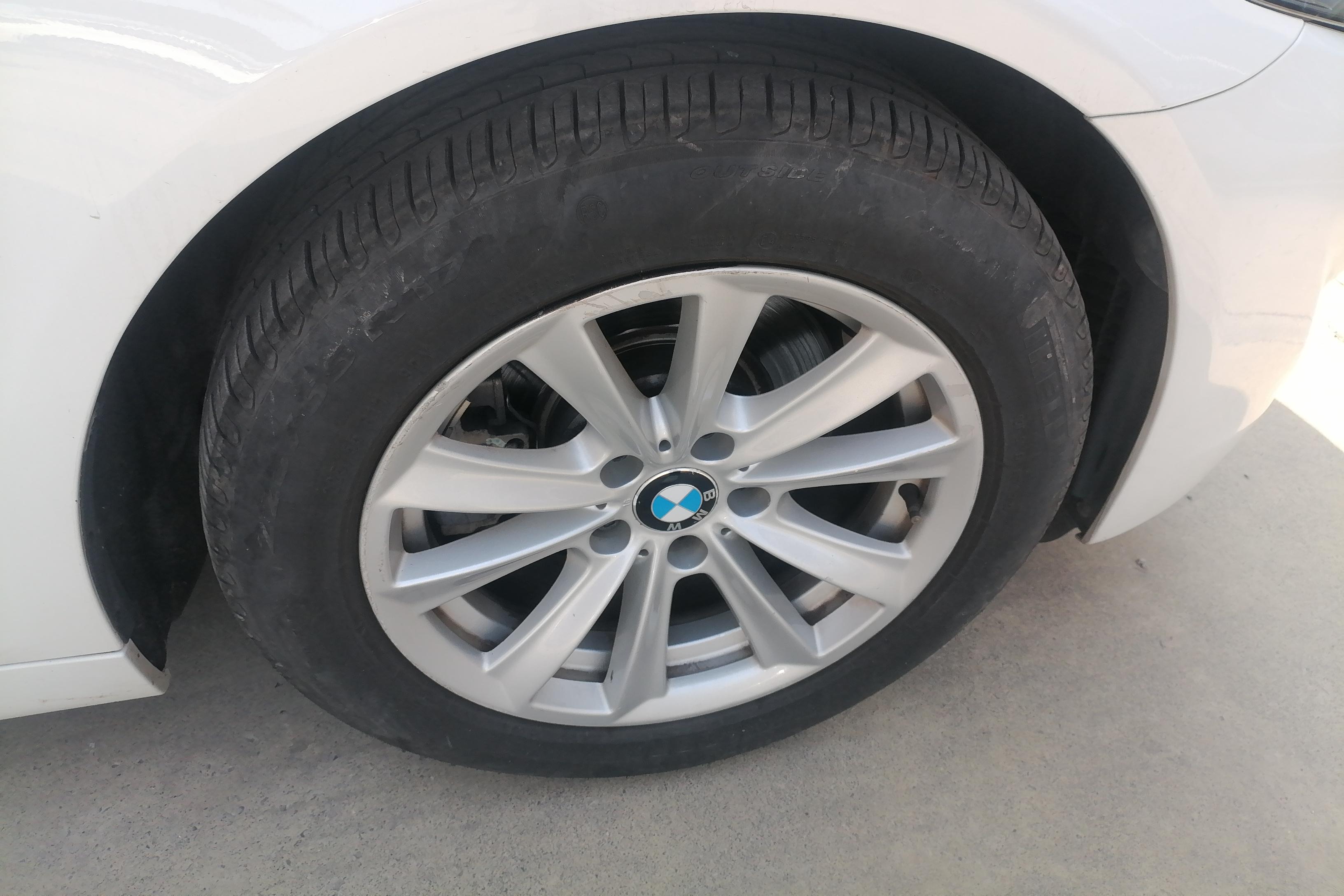 宝马5系 520Li 2012款 2.5L 自动 汽油 典雅型 (国Ⅳ) 