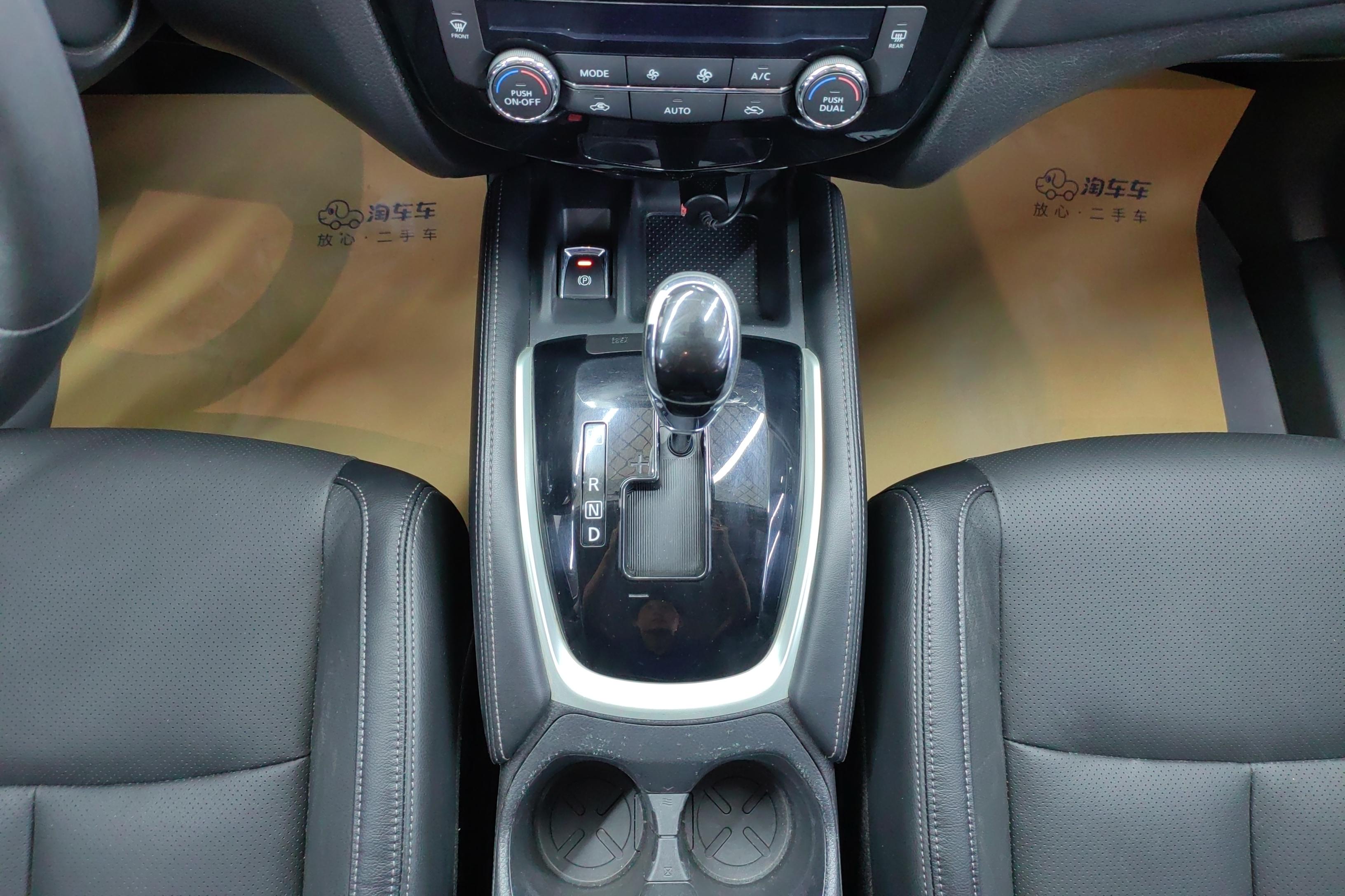 日产奇骏 2019款 2.0L 自动 前驱 智联舒适版 (国Ⅵ) 