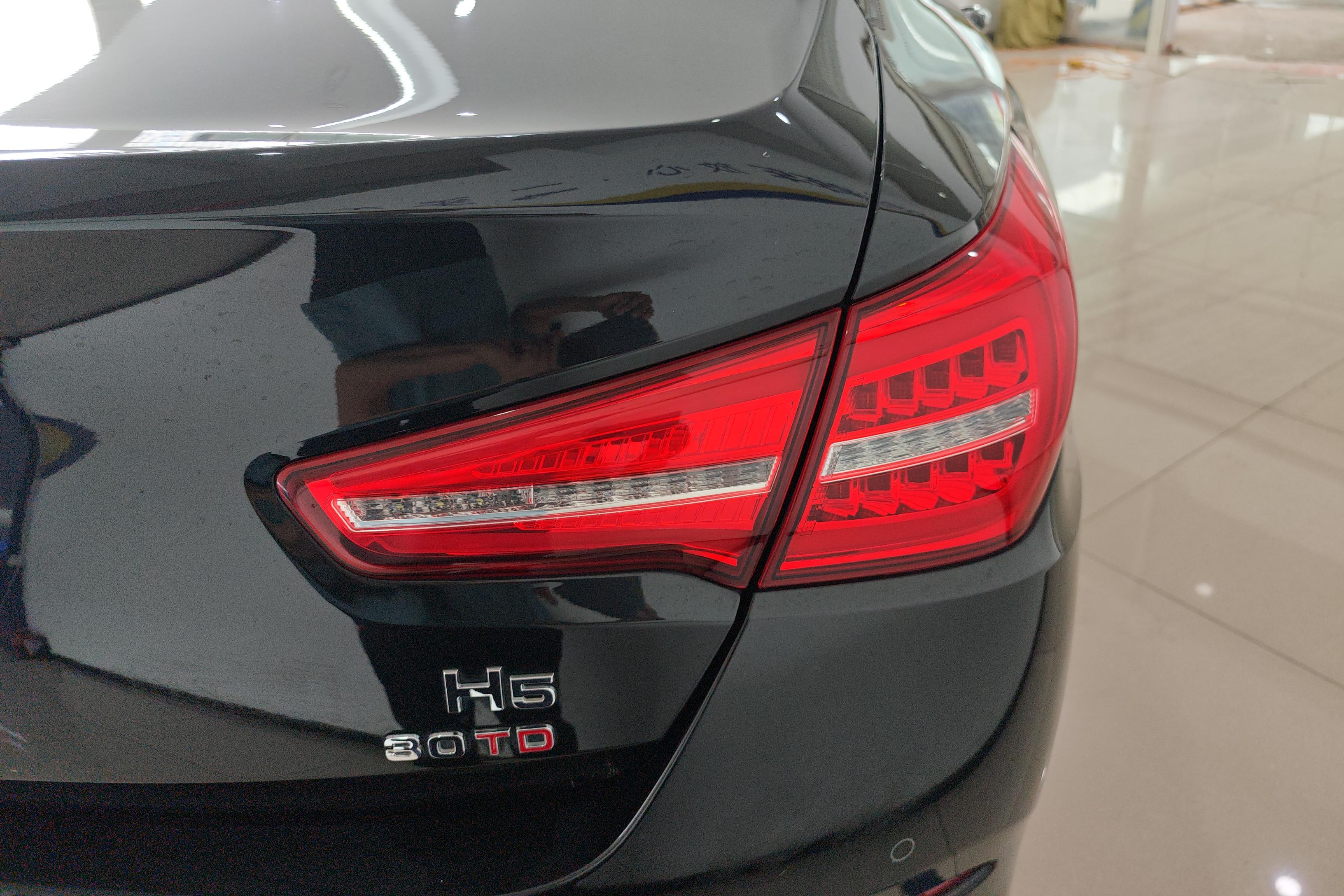 红旗H5 2020款 1.5T 自动 前驱 旗韵版 (国Ⅵ) 