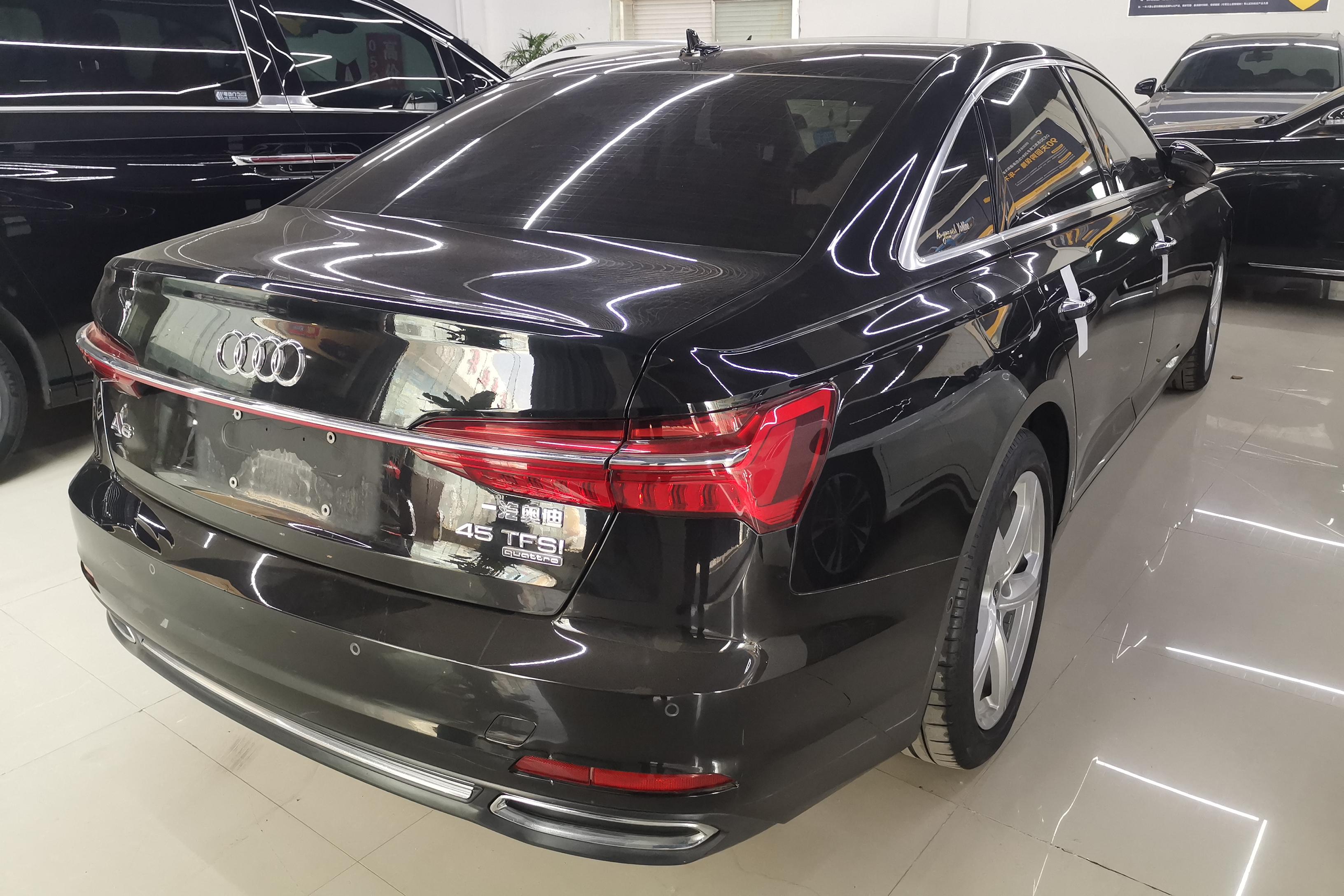 奥迪A6L 45TFSI 2022款 2.0T 自动 尊享致雅型 (国Ⅵ) 