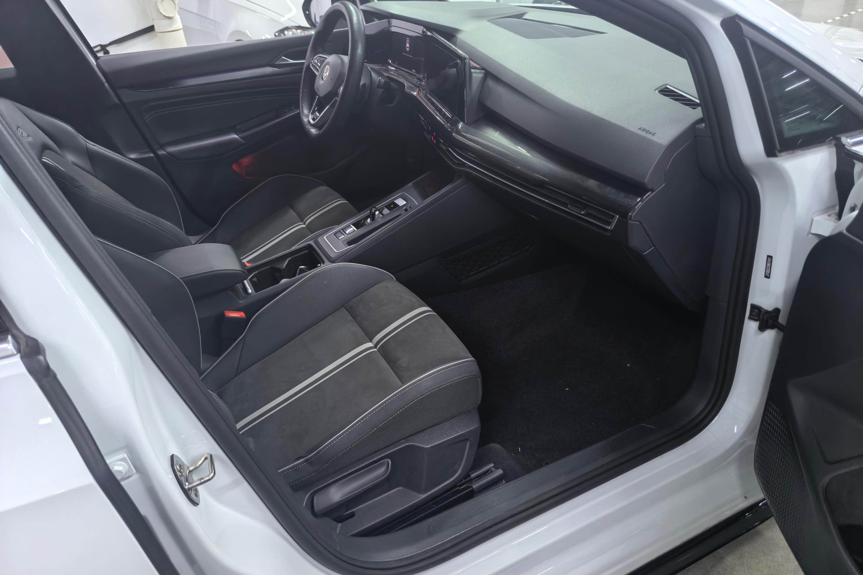 大众高尔夫 2021款 1.4T 自动 汽油 R-Line (国Ⅵ) 