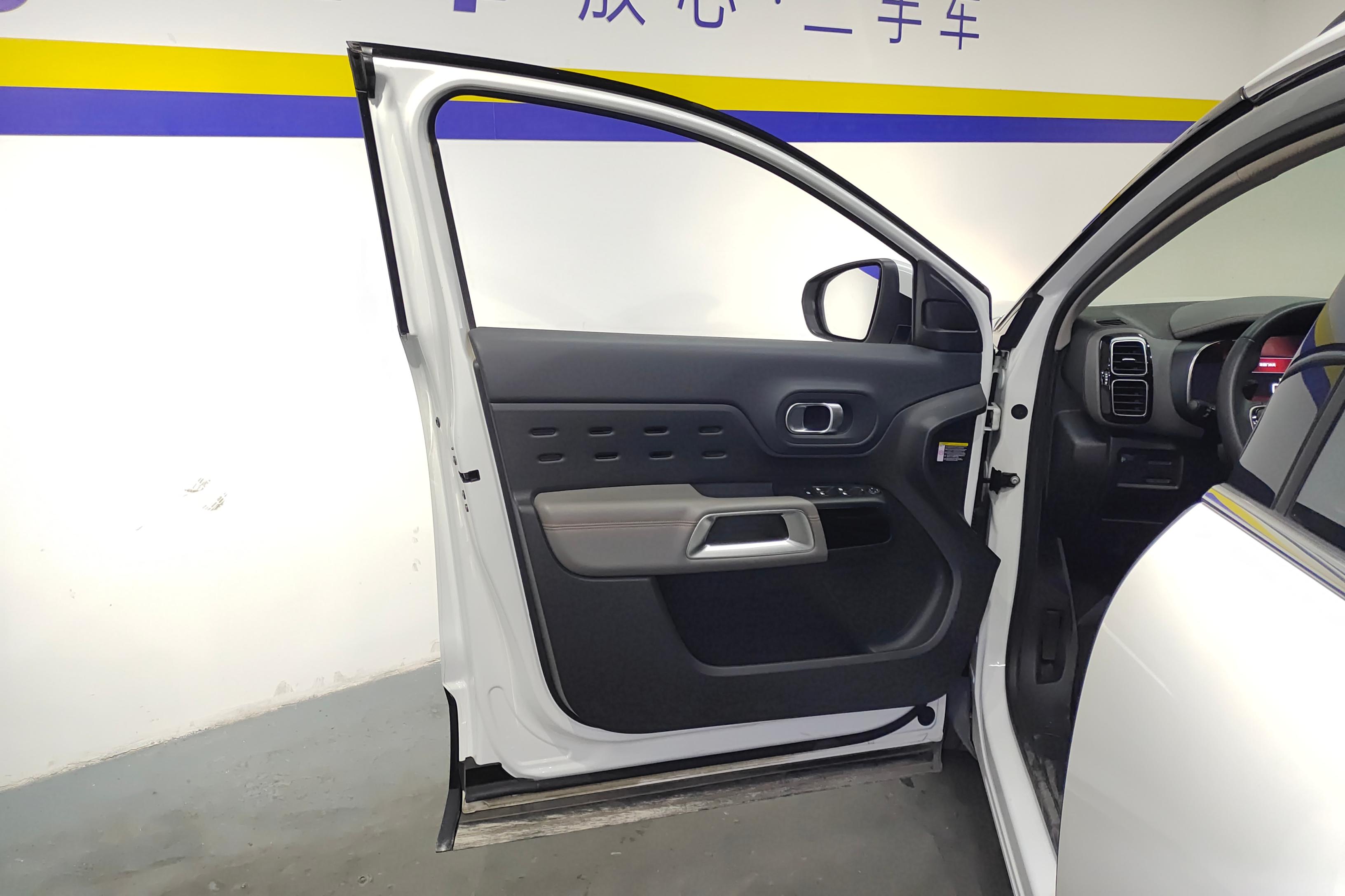 雪铁龙天逸C5 AIRCROSS 2019款 1.6T 自动 前驱 乐享型 (国Ⅵ) 
