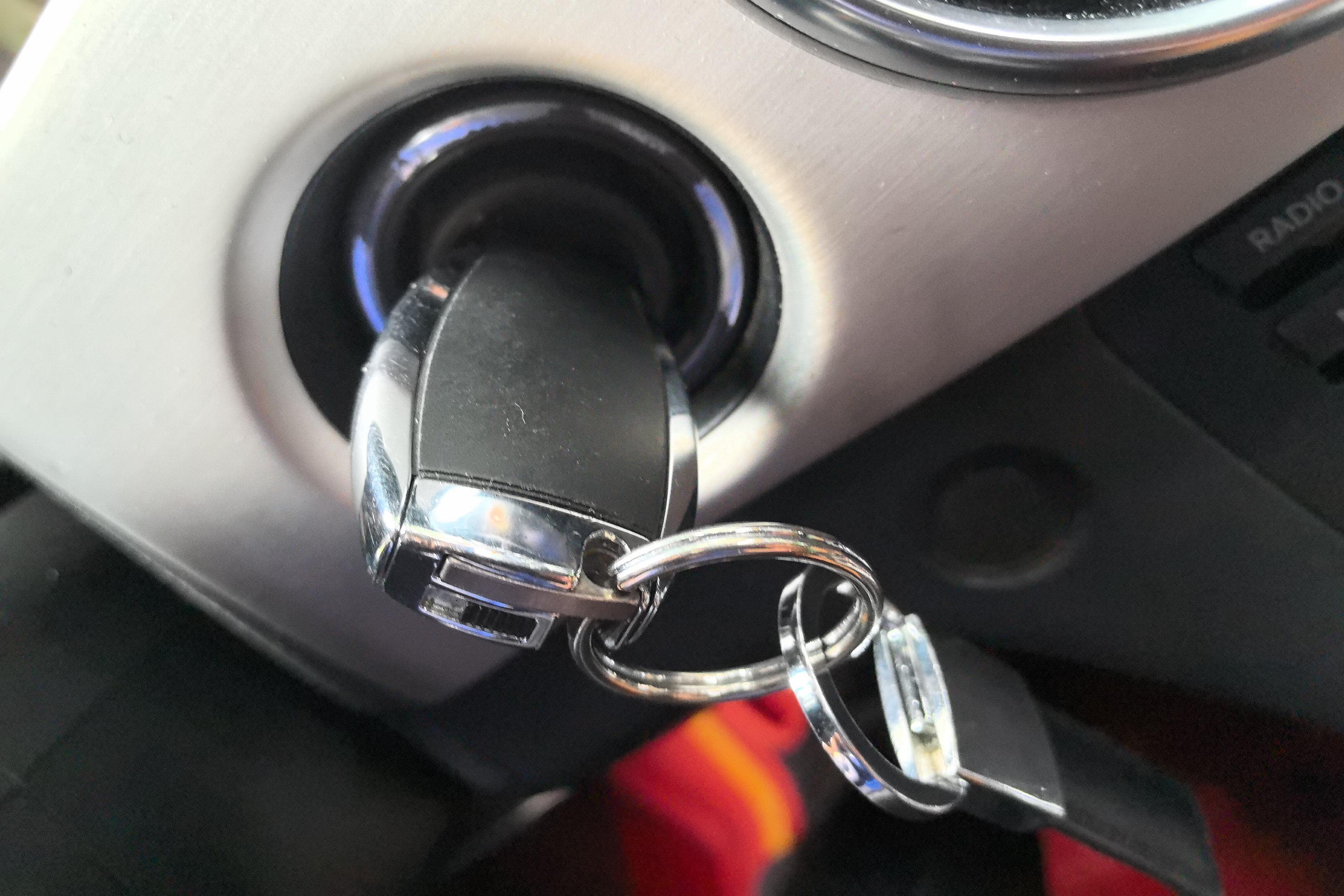 奔驰GLK GLK300 2013款 3.0L 自动 汽油 动感型 (国Ⅳ) 