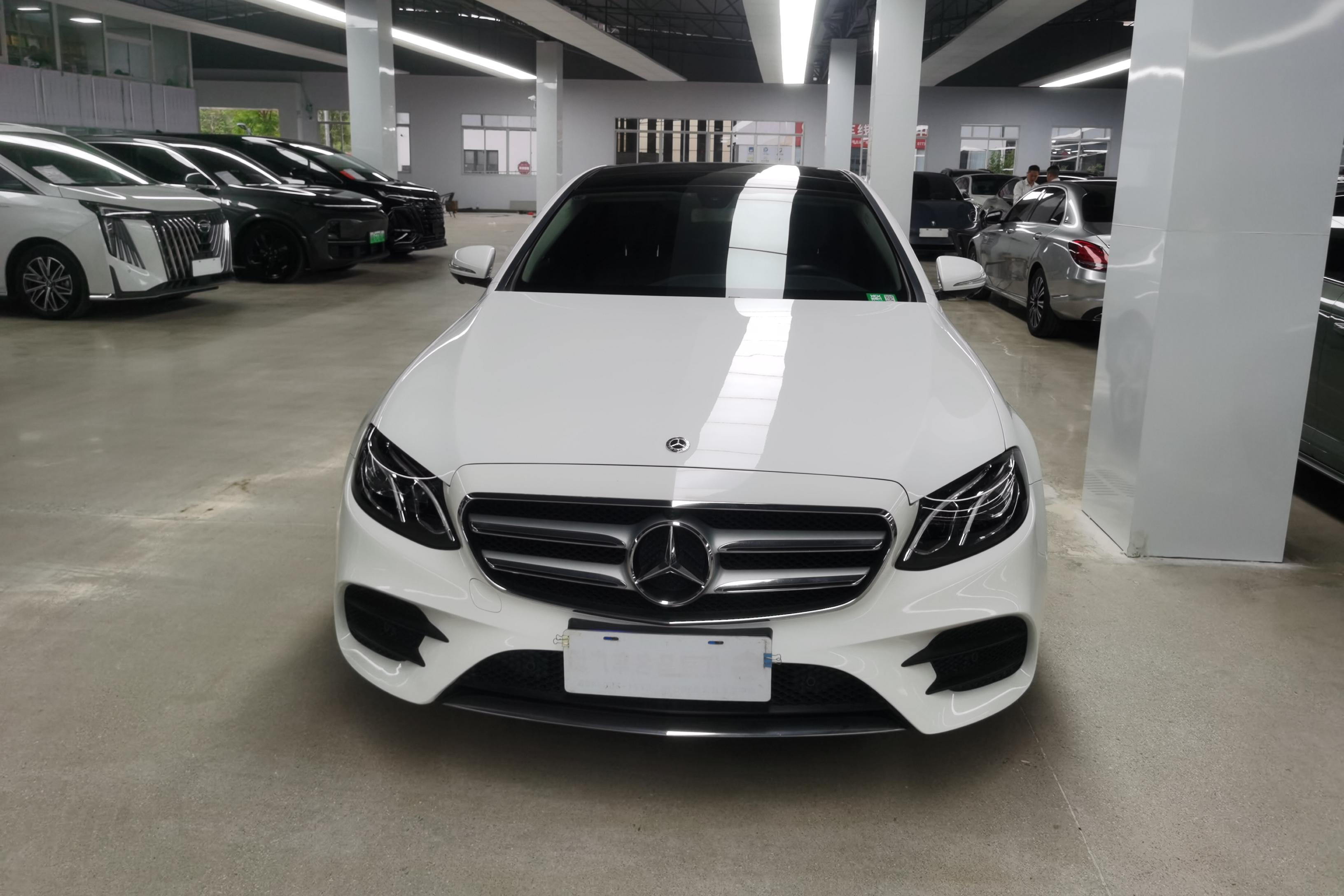 奔驰E级 E300L 2018款 2.0T 自动 汽油 运动豪华型 (国Ⅴ) 