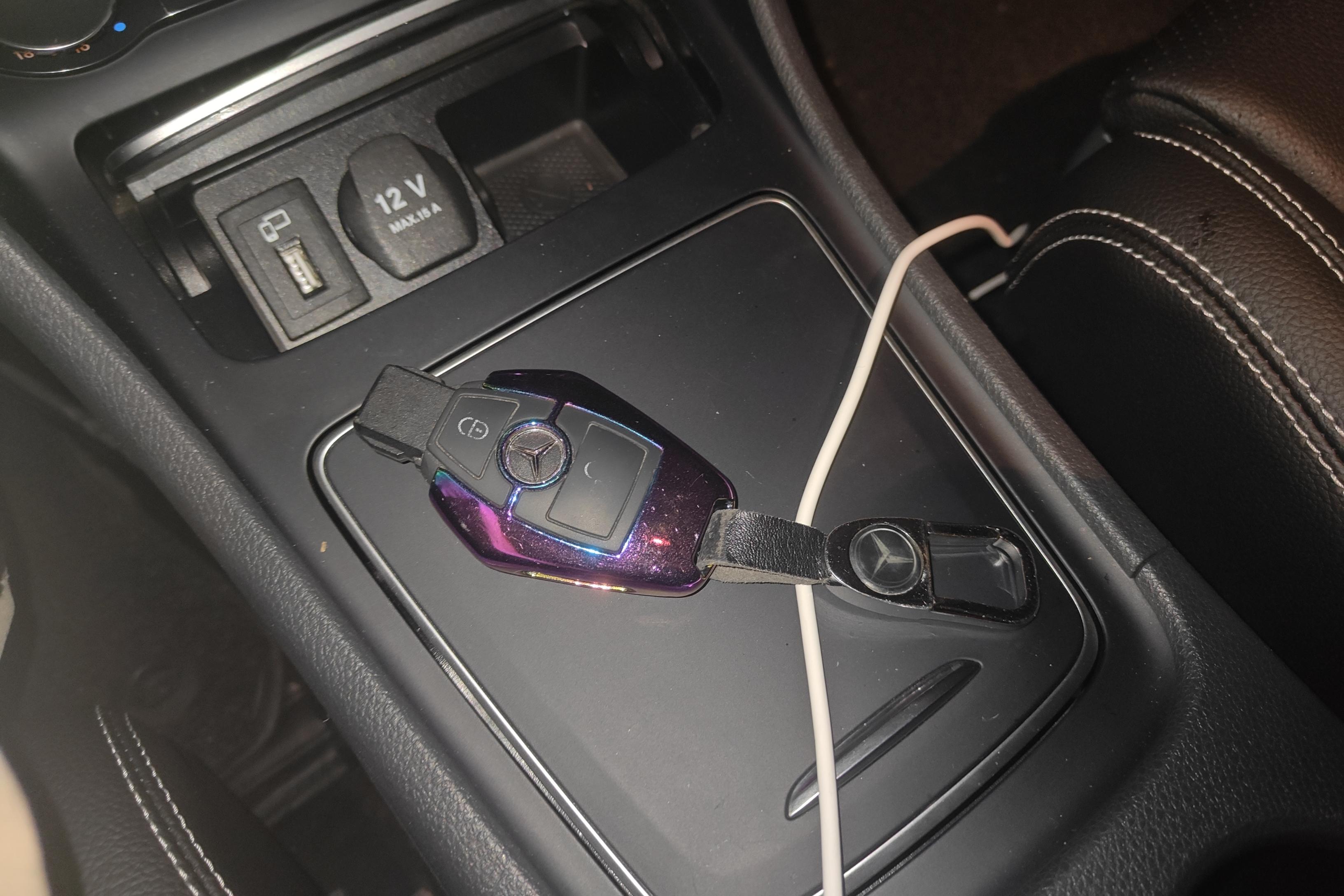 奔驰GLA 200 2018款 1.6T 自动 动感型 (国Ⅴ) 