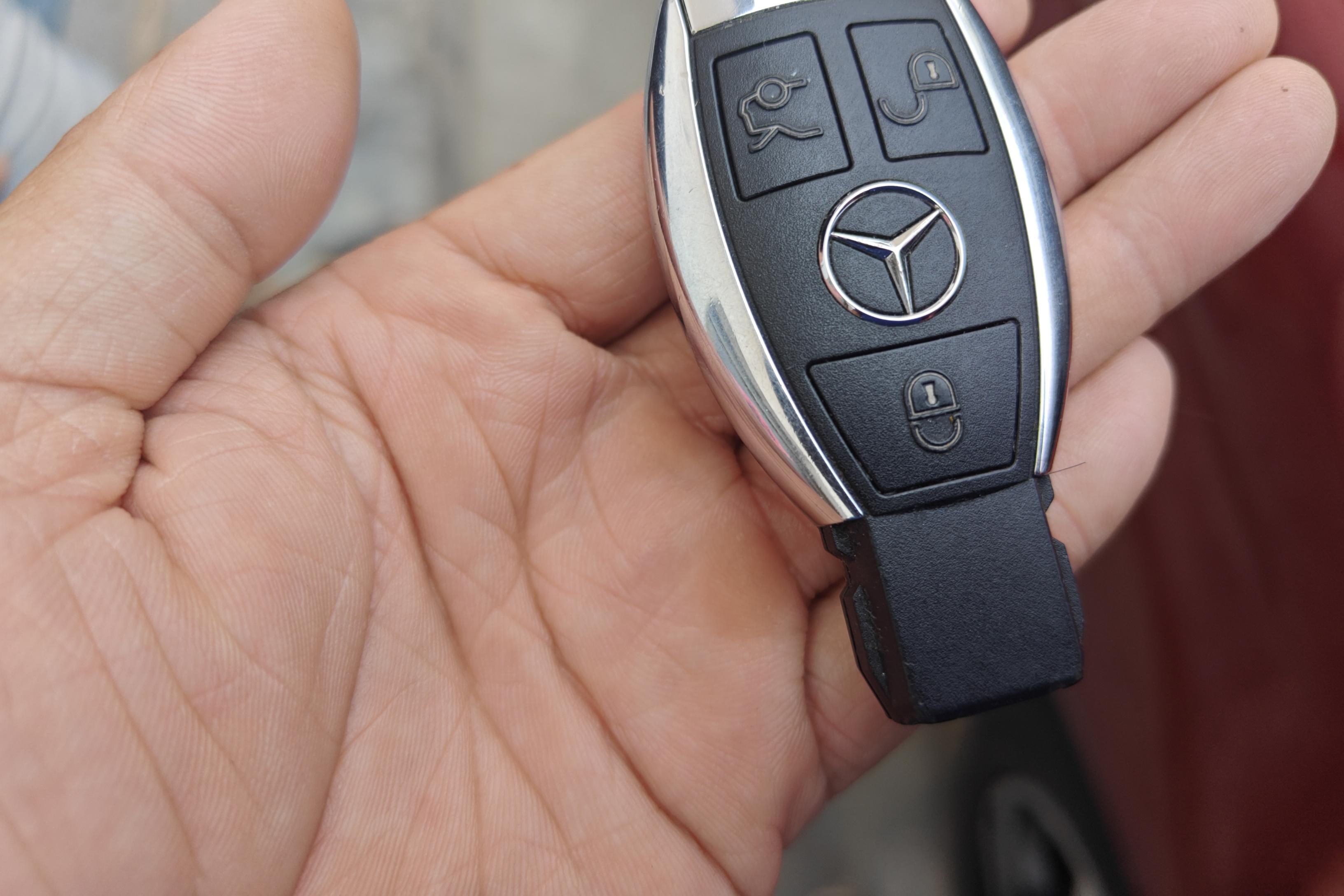 奔驰C级 C200 2018款 2.0T 自动 运动版 (国Ⅴ) 