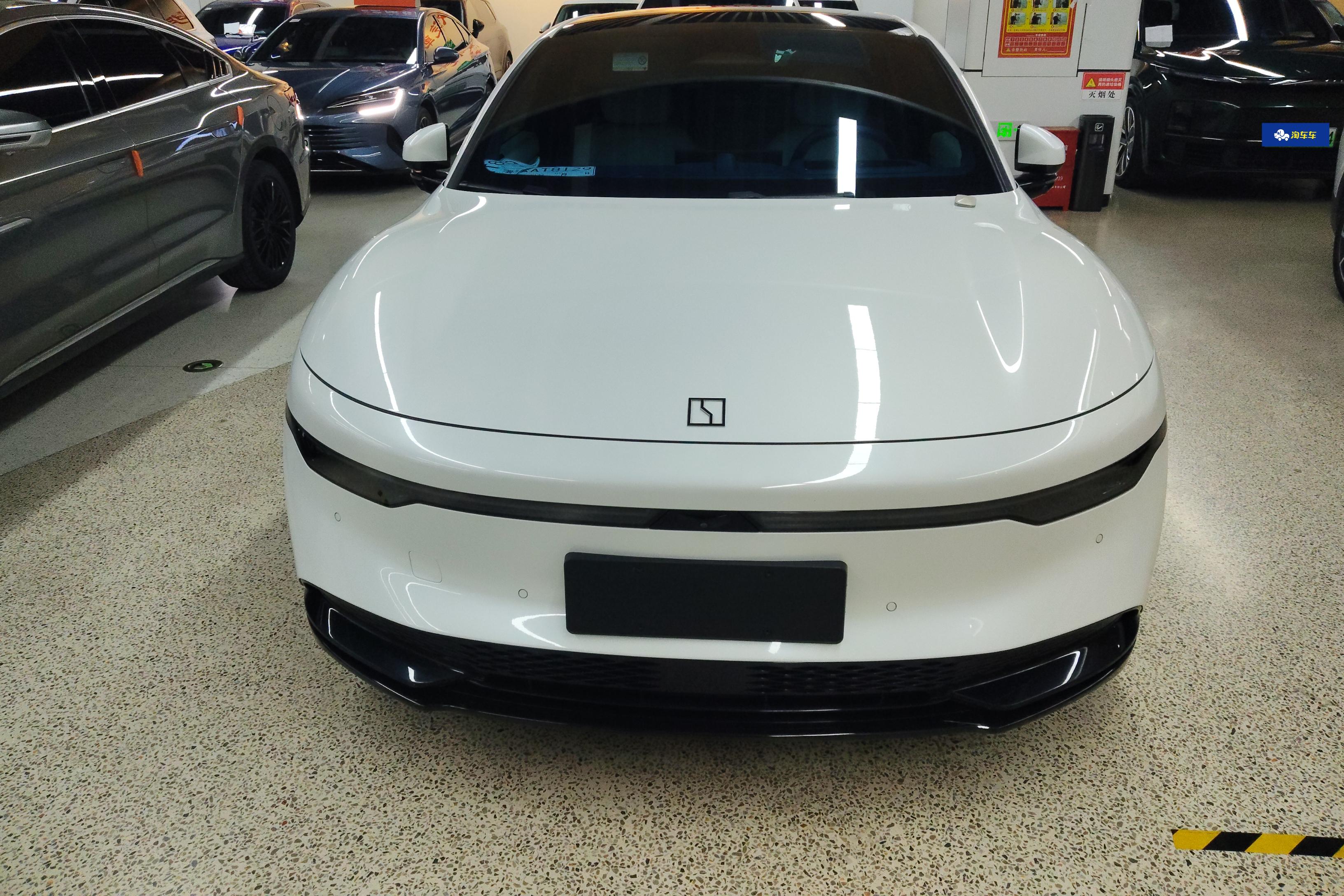 极氪007 2024款 0.0T 自动 后驱增强版75kWh 