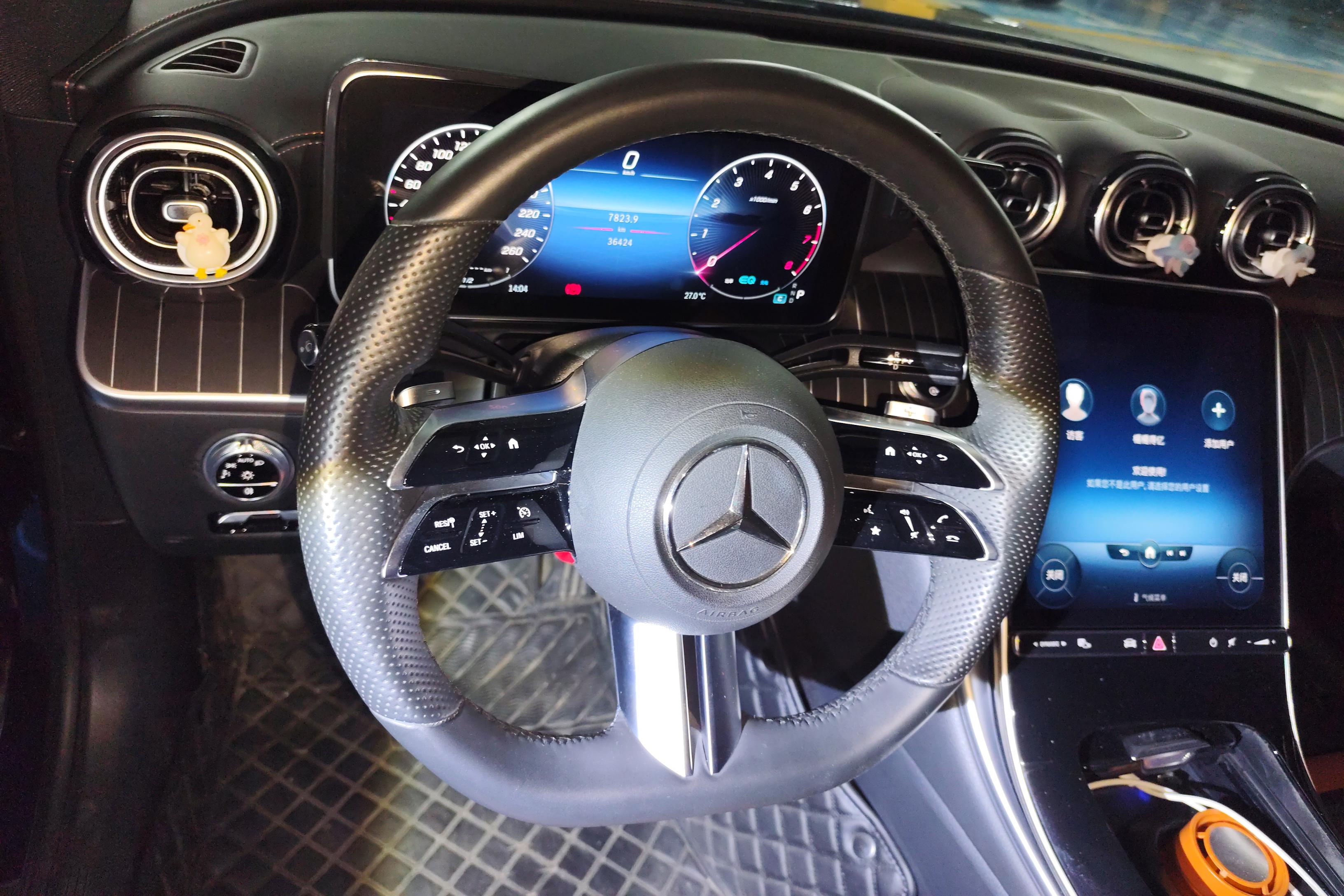 奔驰C级 C260L 2022款 1.5T 自动 改款运动版 (国Ⅵ) 