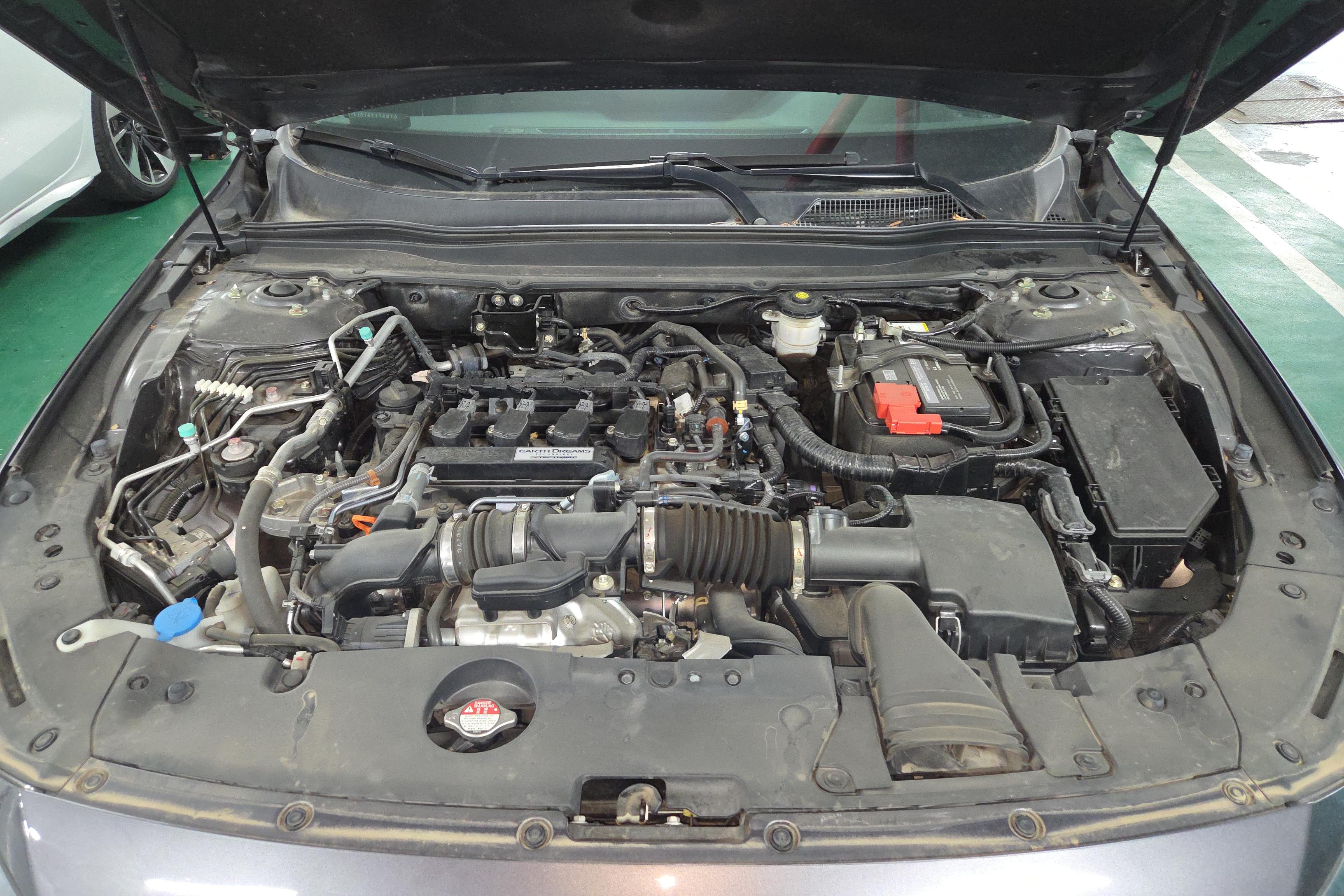 本田雅阁 2018款 1.5T 自动 260TURBO精英版 (国Ⅵ) 