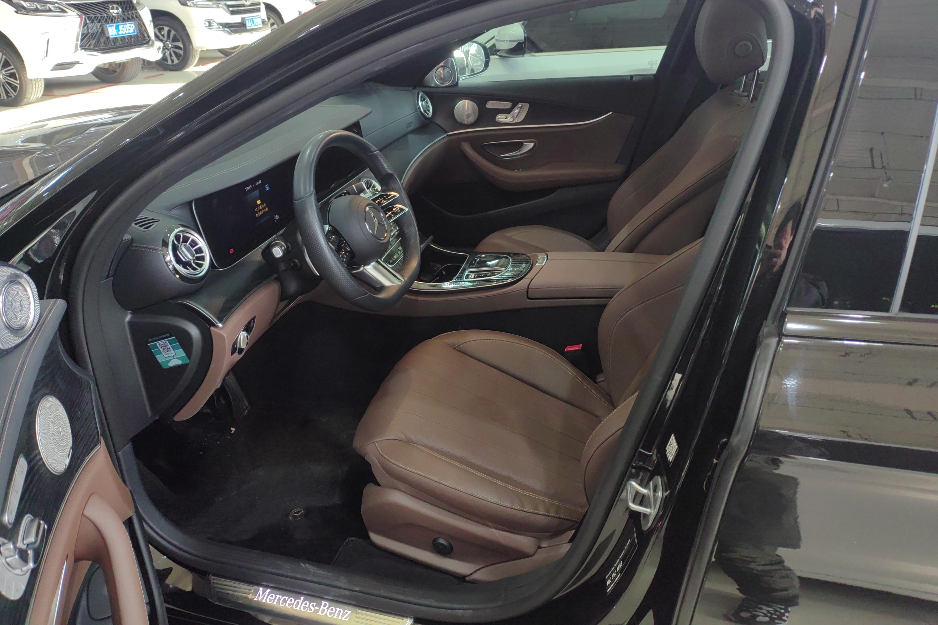 奔驰E级 E260 [进口] 2021款 2.0T 自动 汽油 改款时尚型运动版 