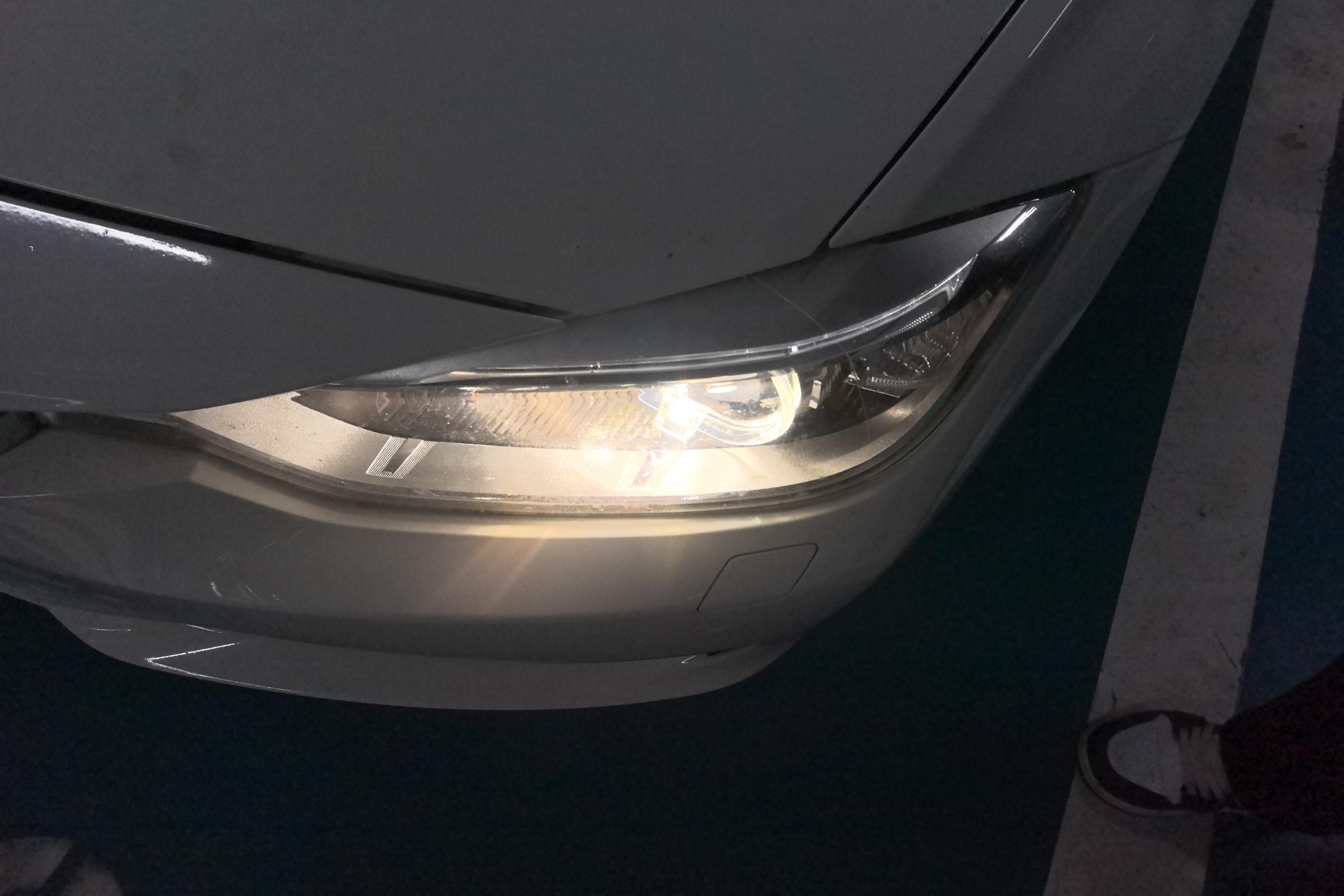 宝马3系 320i 2015款 2.0T 自动 汽油 时尚型 (国Ⅳ) 