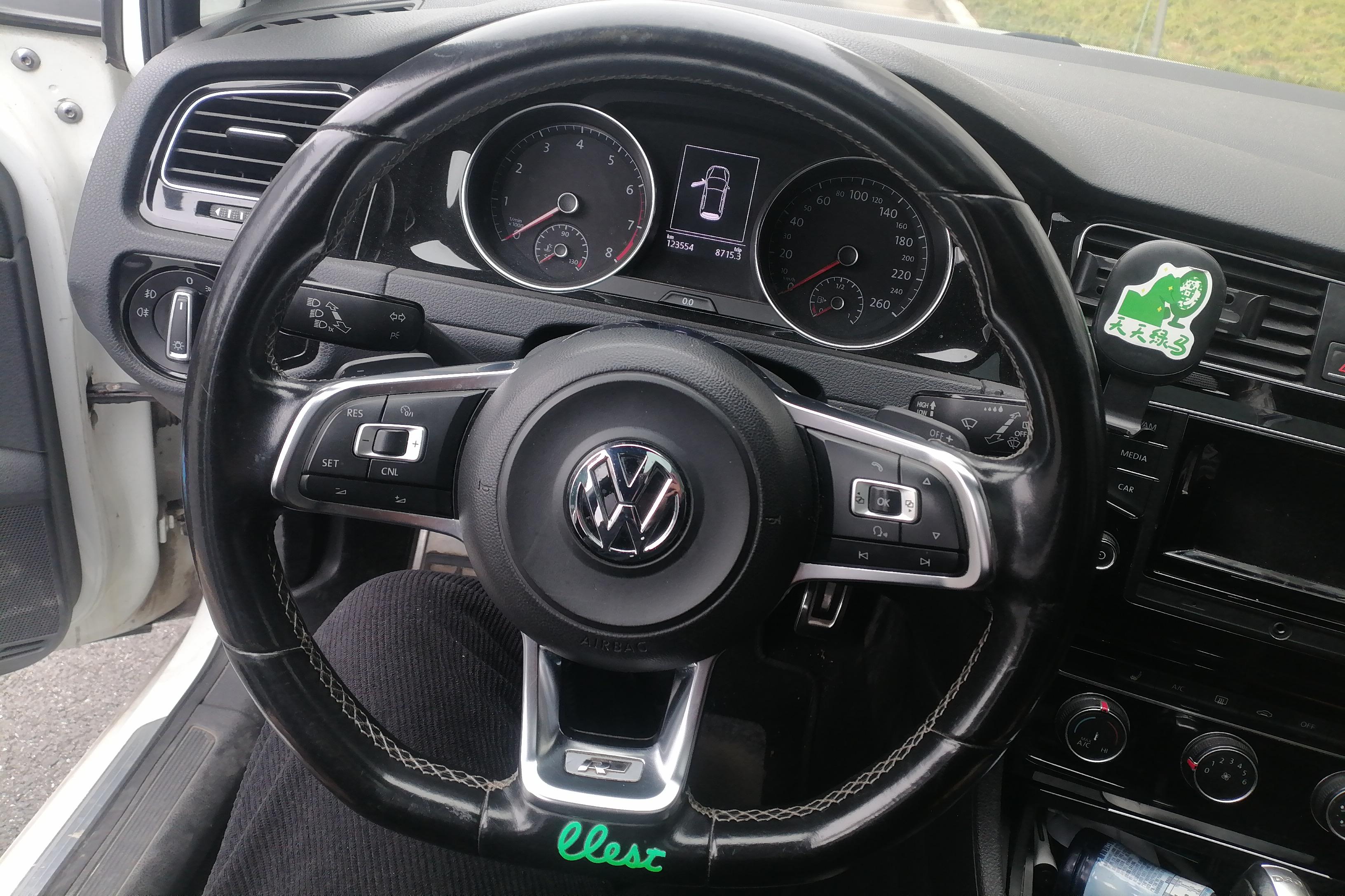 大众高尔夫 2016款 1.4T 自动 汽油 R-Line (国Ⅴ) 