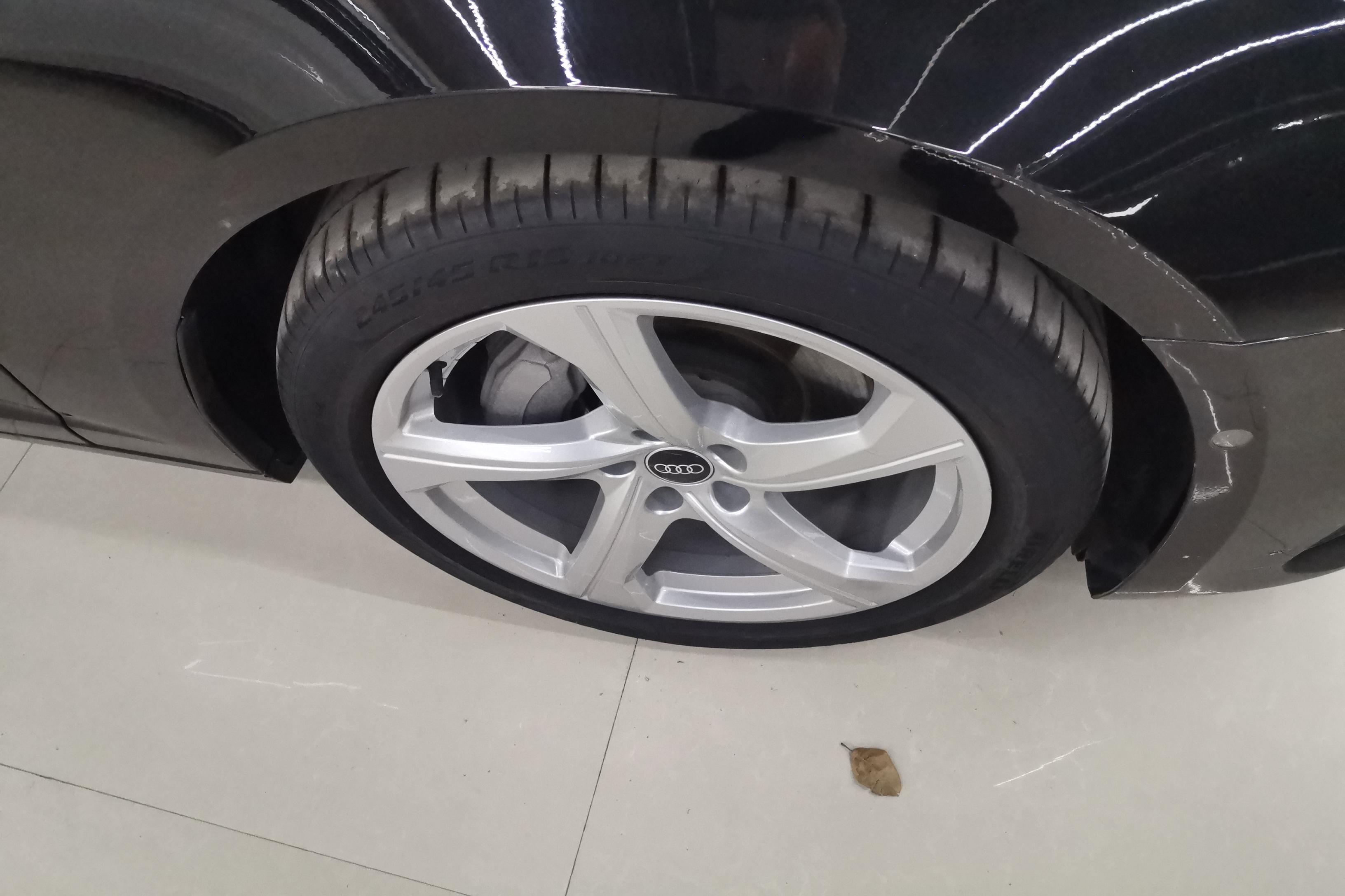 奥迪A6L 45TFSI 2022款 2.0T 自动 尊享致雅型 (国Ⅵ) 