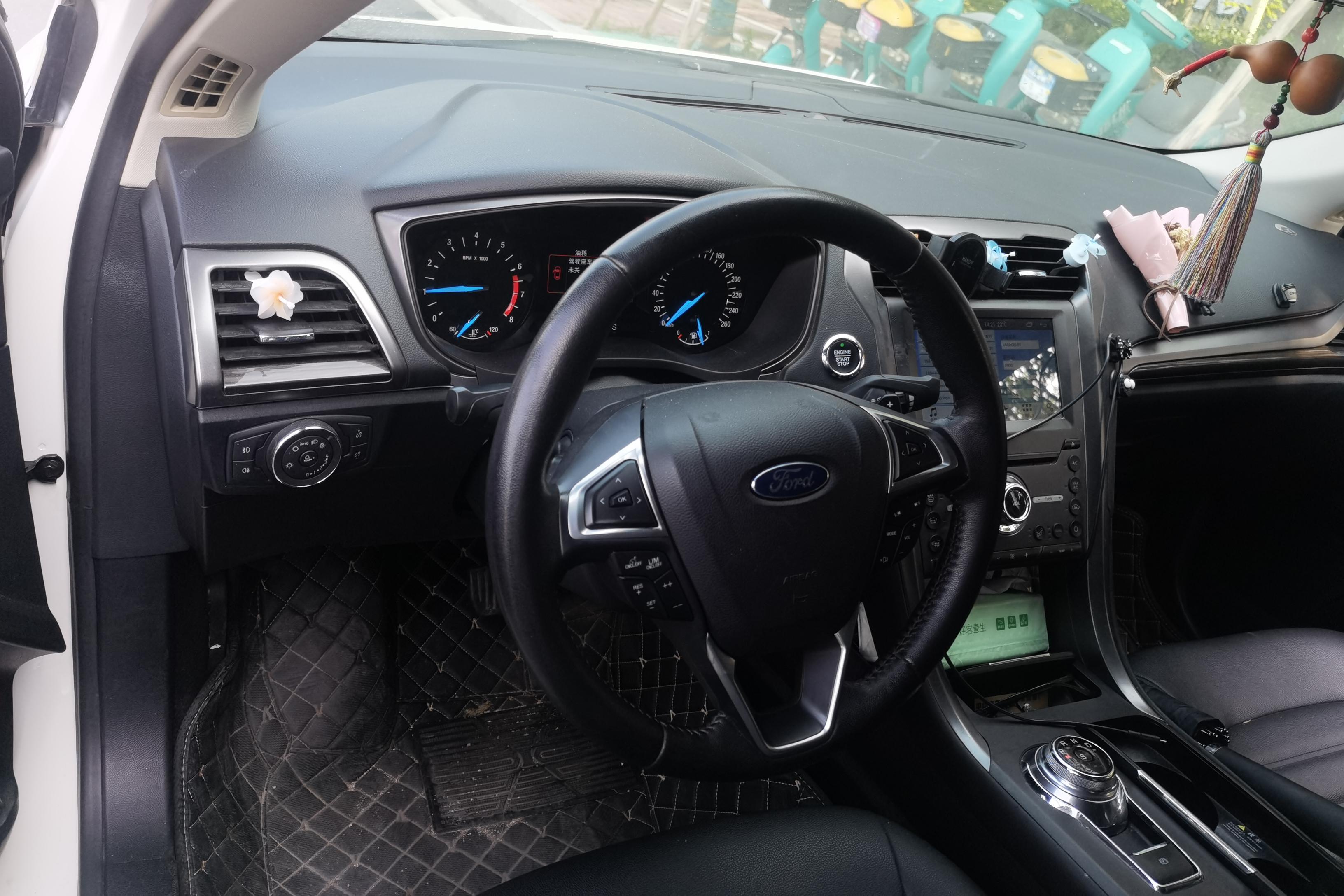 福特蒙迪欧 2018款 1.5T 自动 EcoBoost180智控时尚型 (国Ⅴ) 