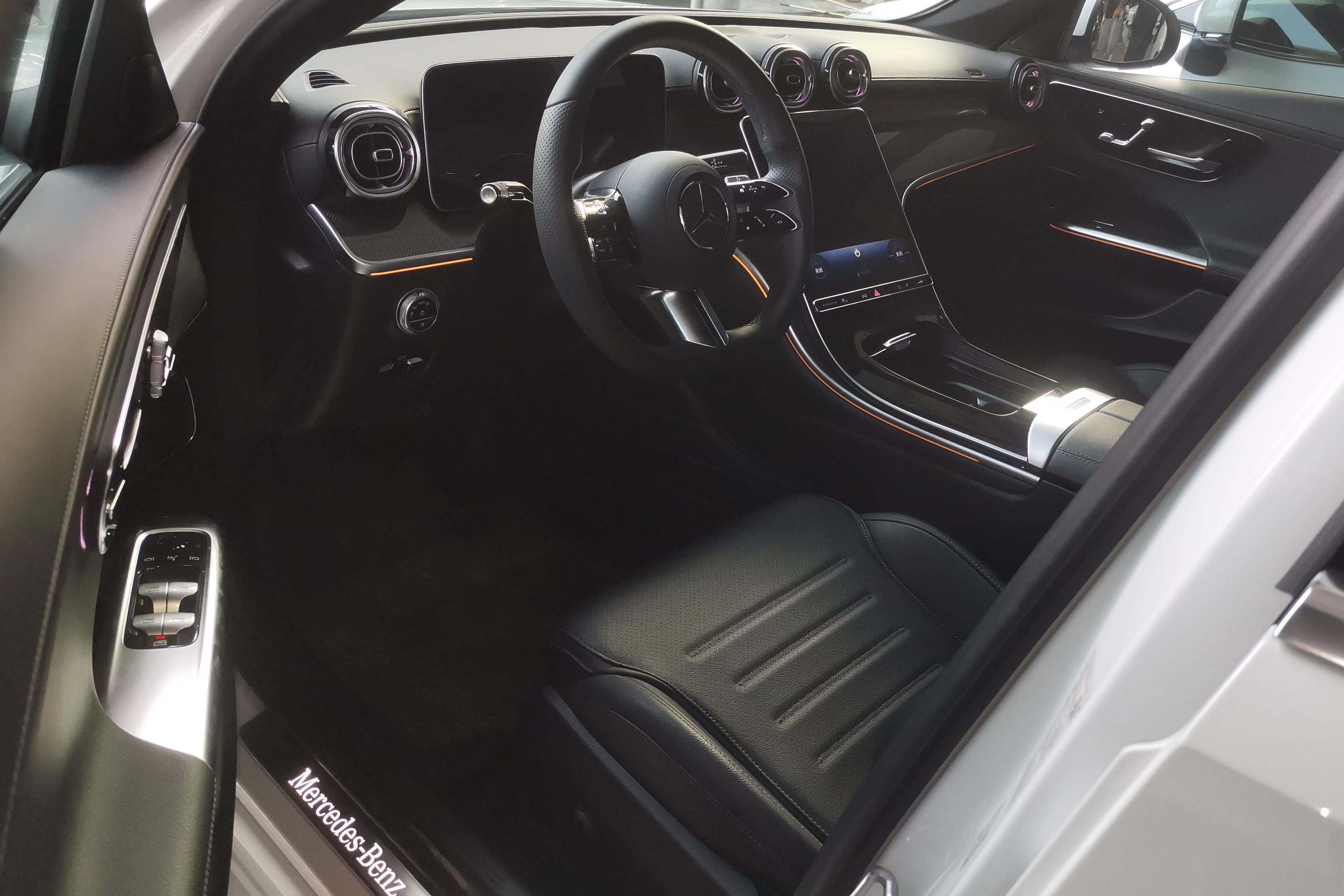 奔驰C级 C260L 2022款 1.5T 自动 运动版 (国Ⅵ) 