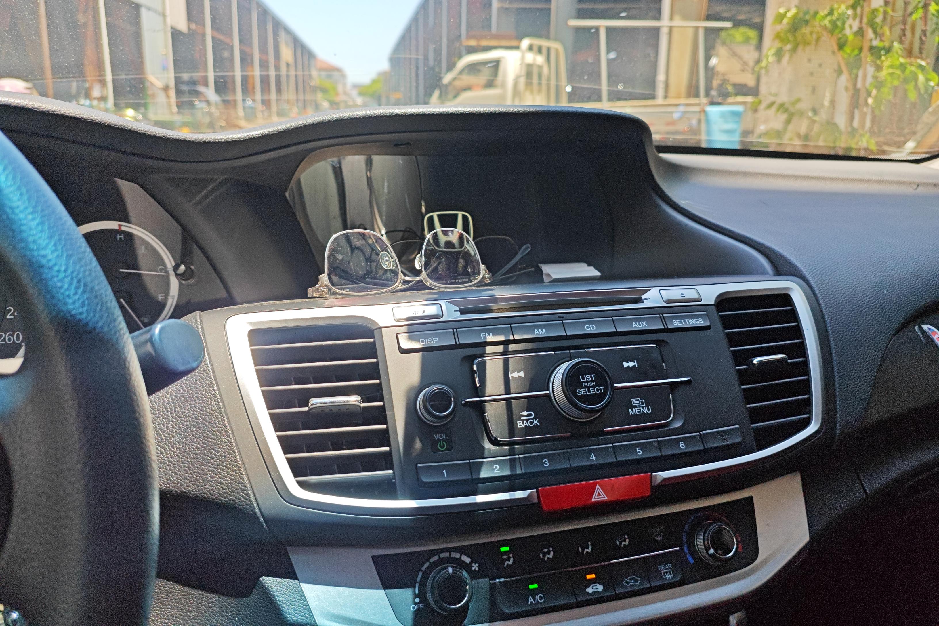 本田雅阁 2014款 2.0L 自动 舒适版LX (国Ⅳ) 