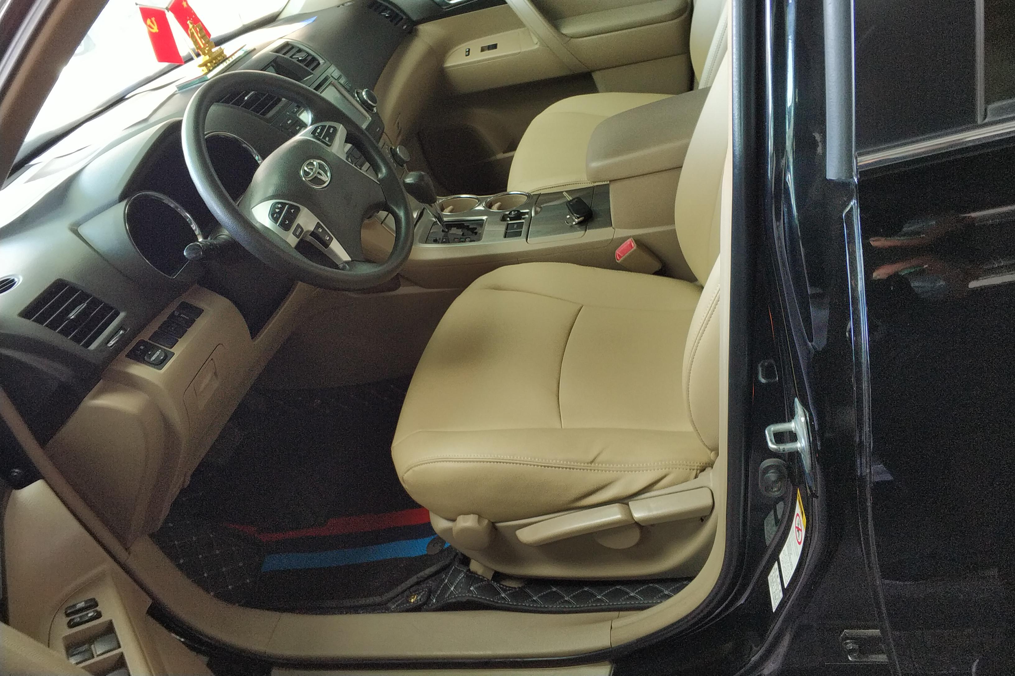 丰田汉兰达 2013款 2.7L 自动 前驱 紫金版 (国Ⅴ) 