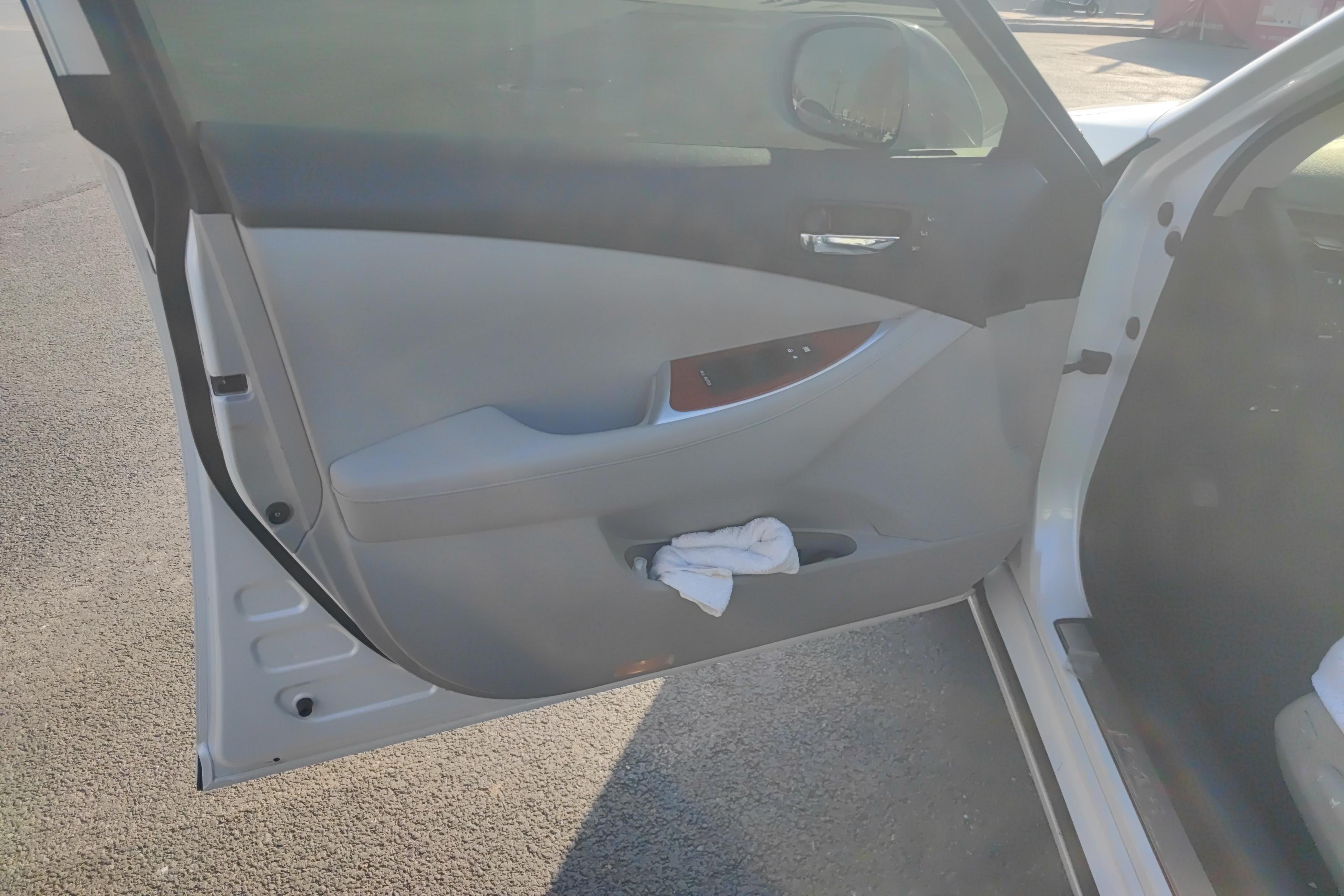 雷克萨斯ES 240 [进口] 2010款 2.4L 自动 豪华版 
