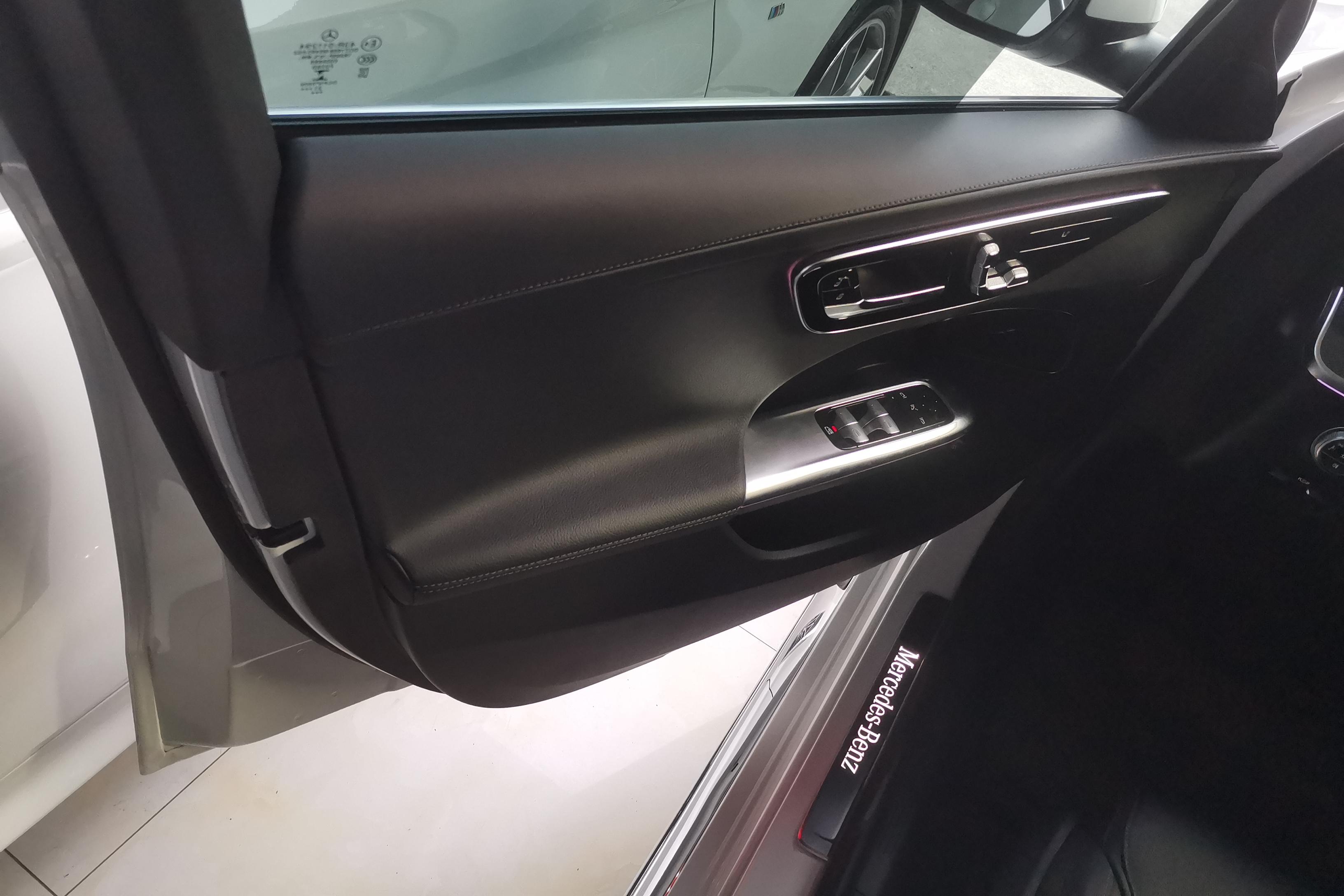 奔驰C级 C260L 2022款 1.5T 自动 运动版 (国Ⅵ) 