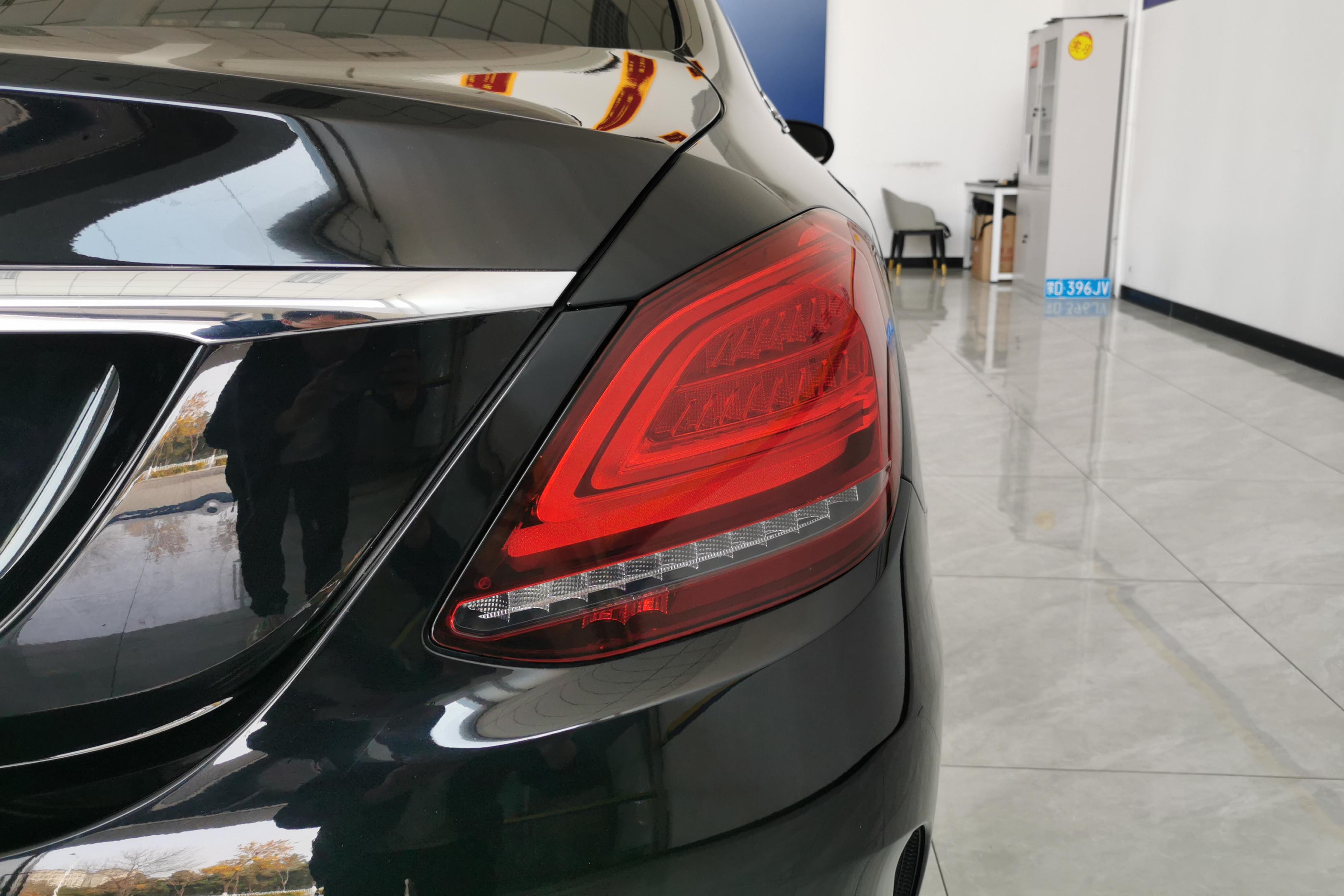 奔驰C级 2020款 1.5T 后驱 运动版 (国Ⅵ) 