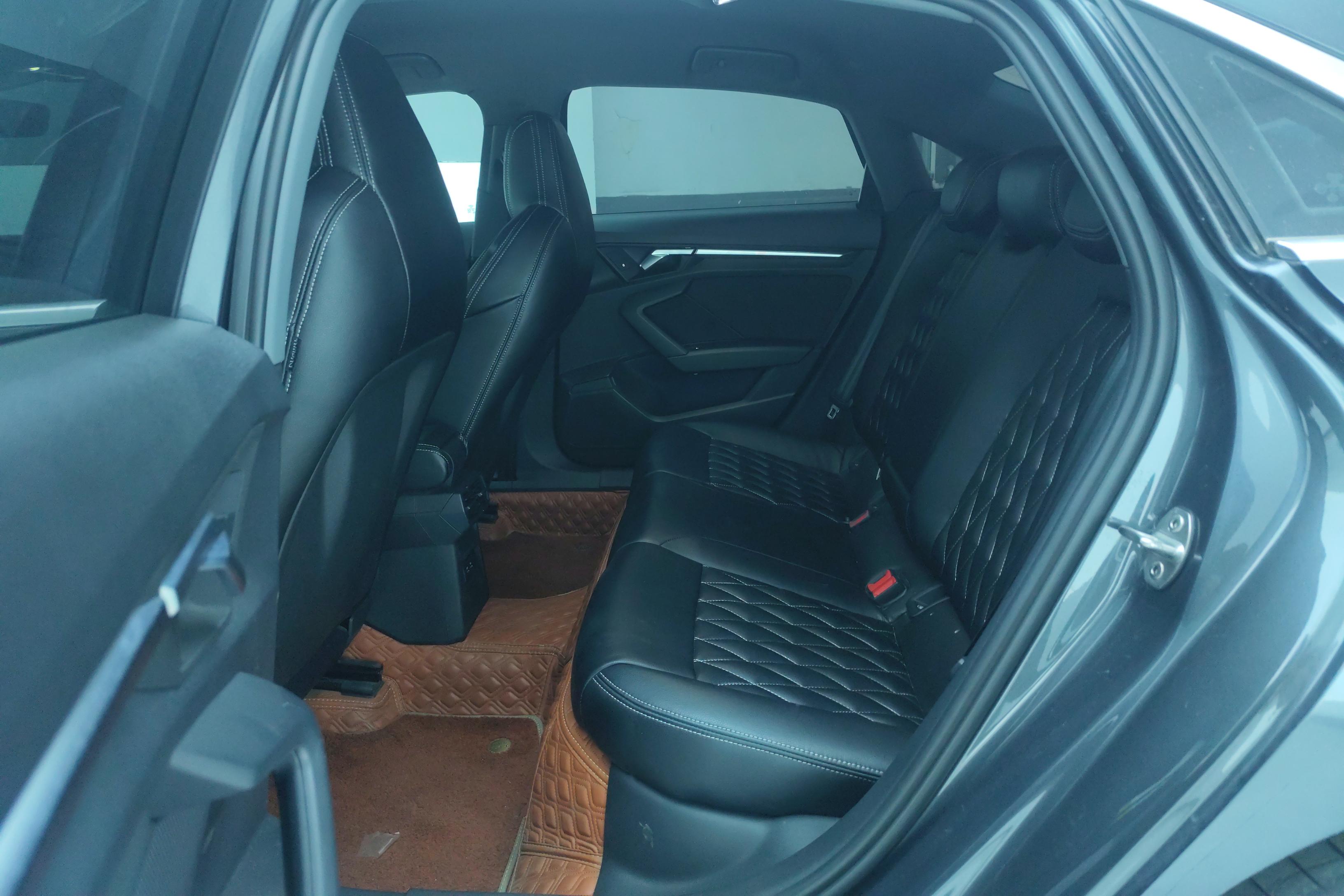奥迪A3 L35TFSI 2021款 1.4T 自动 Limousine进取运动型 (国Ⅵ) 