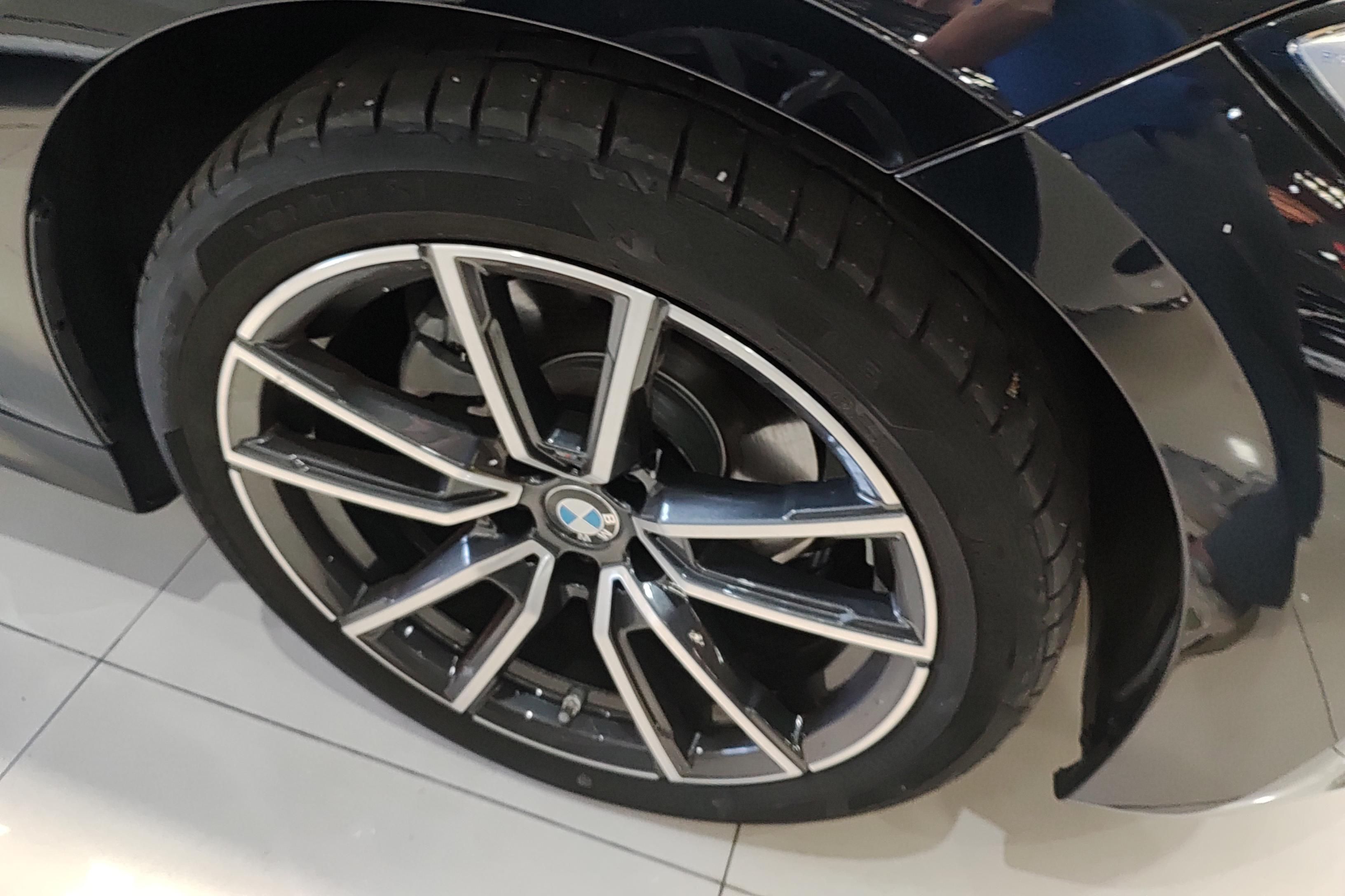 宝马3系 325Li 2022款 2.0T 自动 汽油 M运动套装 (国Ⅵ) 