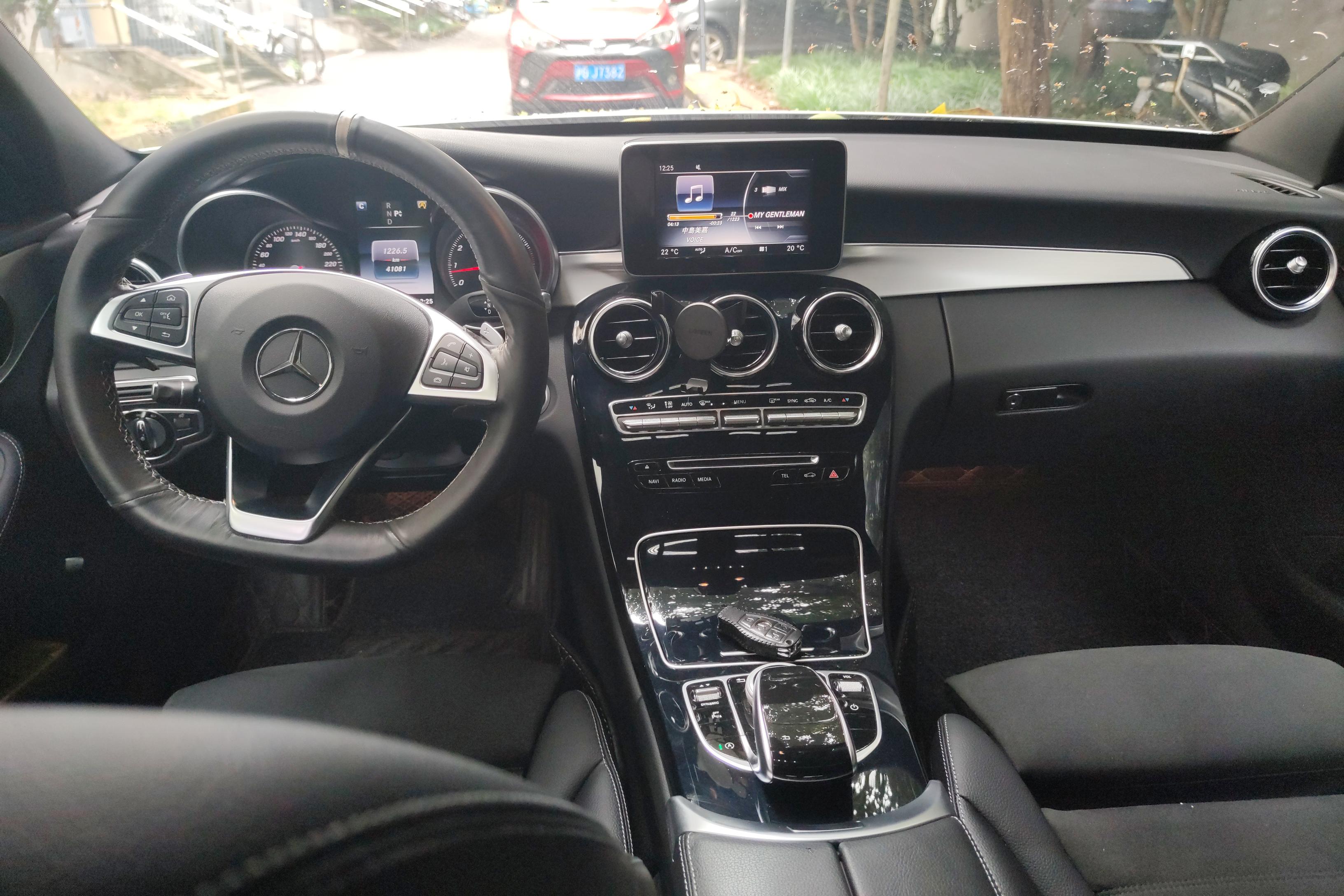 奔驰C级 C200 2017款 2.0T 自动 运动版 (国Ⅴ) 