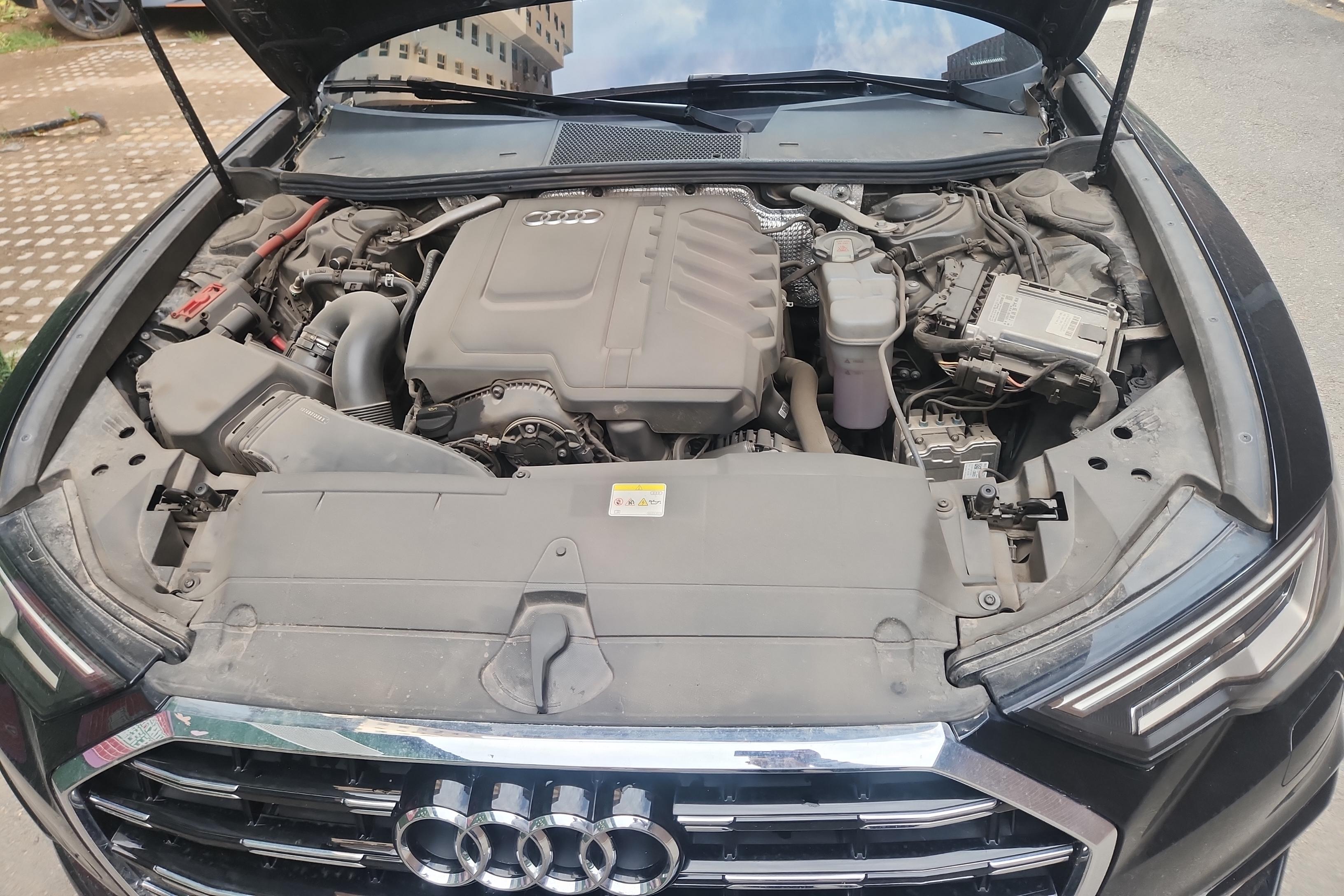 奥迪A6L 40TFSI 2023款 2.0T 自动 前驱 豪华动感型 (国Ⅵ) 