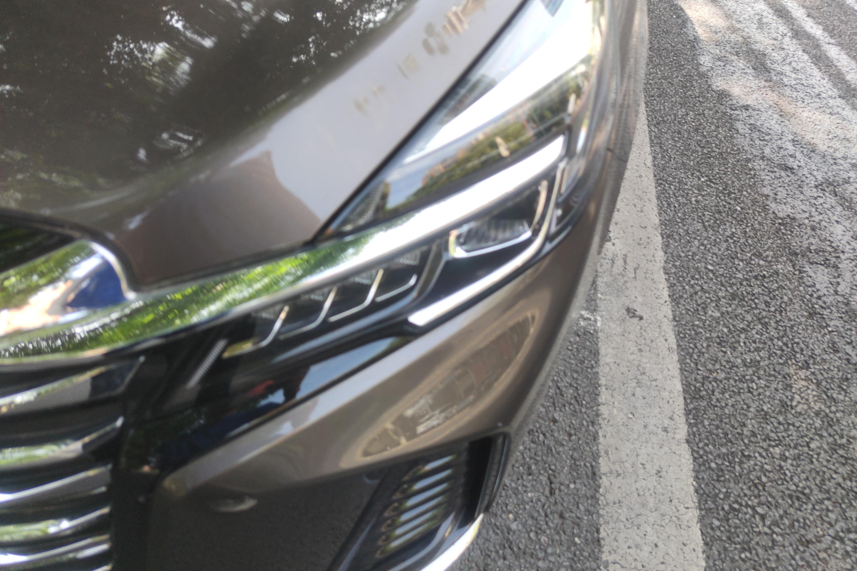 别克GL8 2023款 2.0T 自动 7座 652T智享型 (国Ⅵ) 