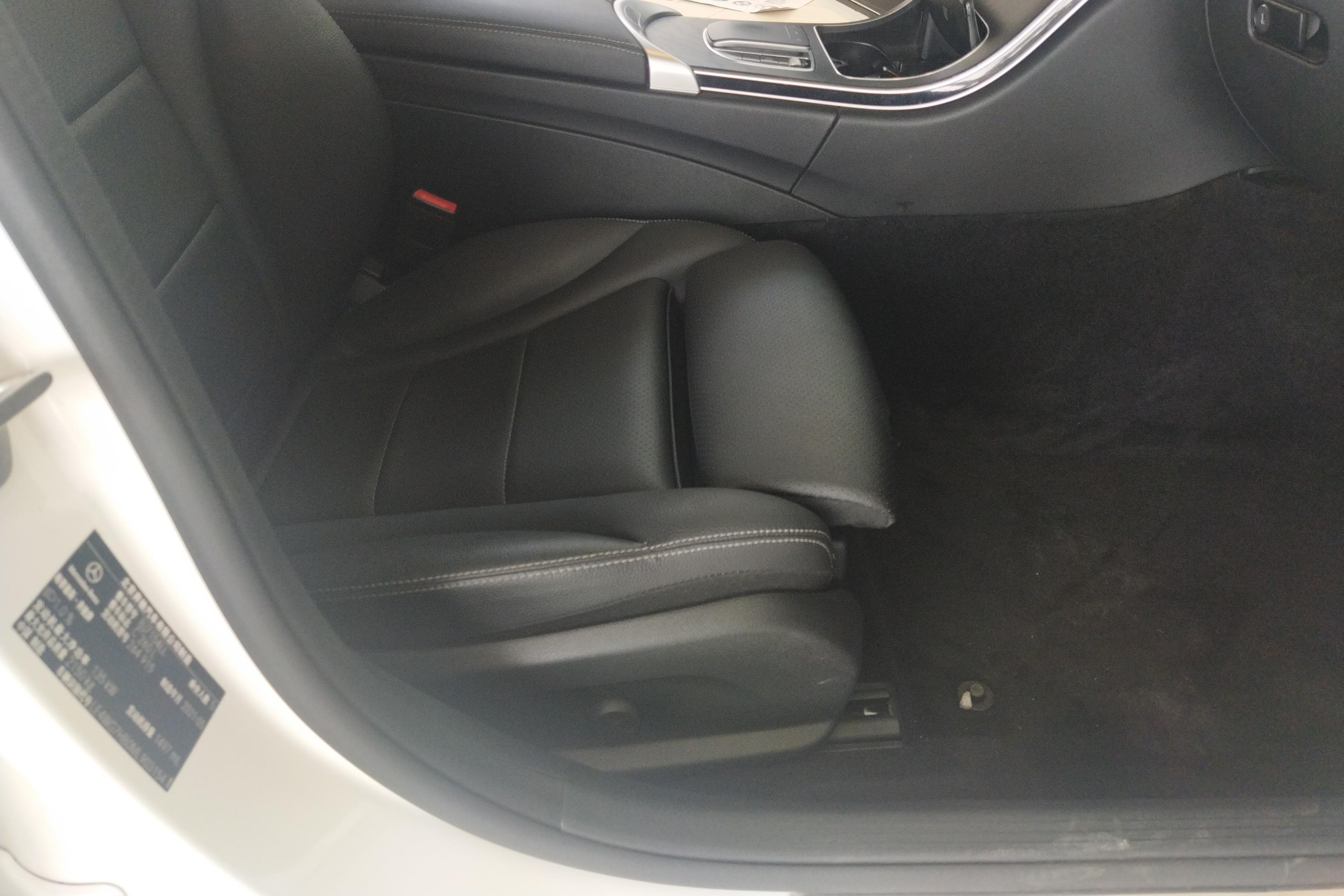 奔驰C级 C260L 2021款 1.5T 自动 运动星耀臻藏版 (国Ⅵ) 