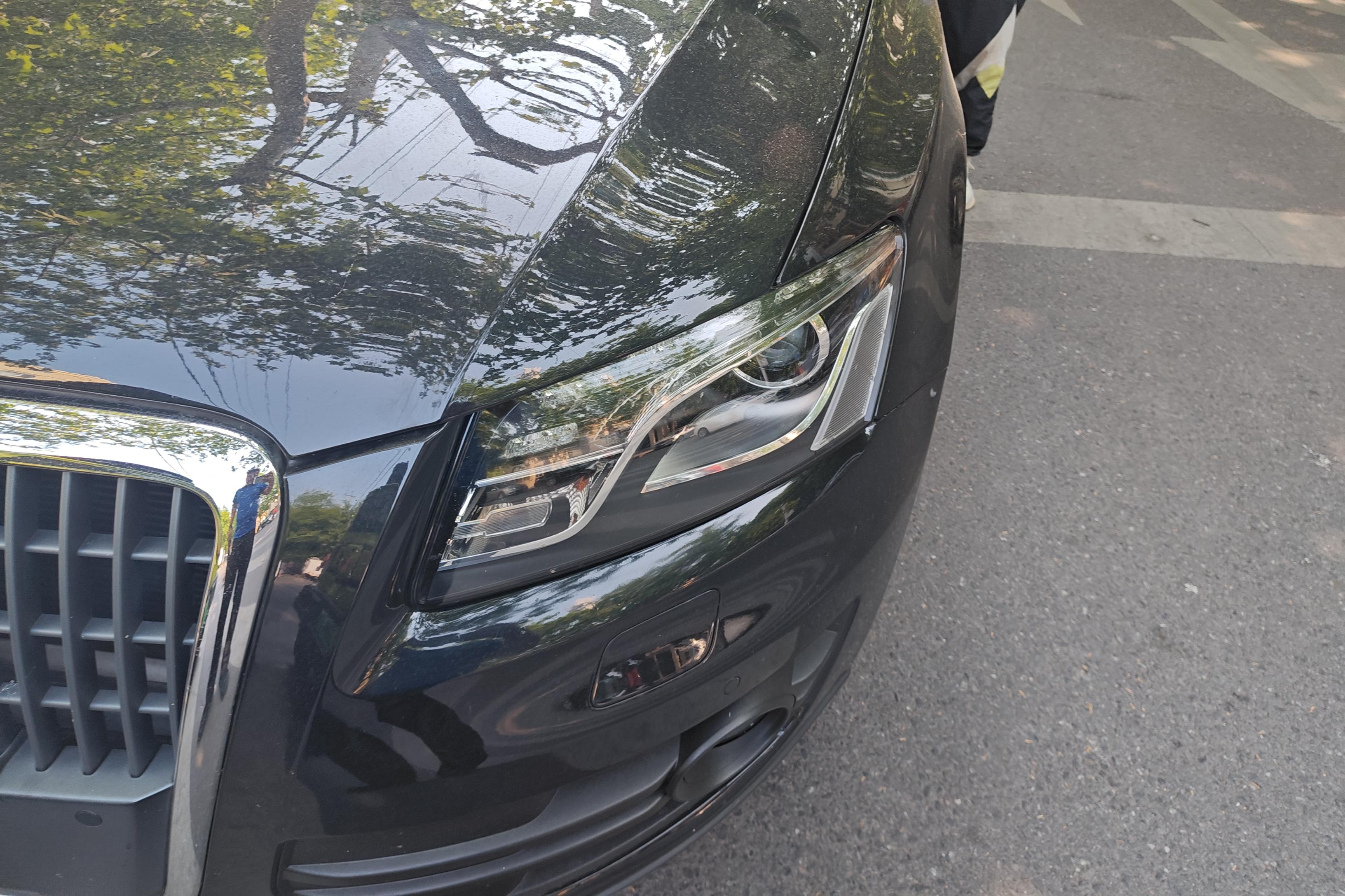 奥迪Q5 2012款 2.0T 自动 四驱 汽油 舒适型 (国Ⅳ) 