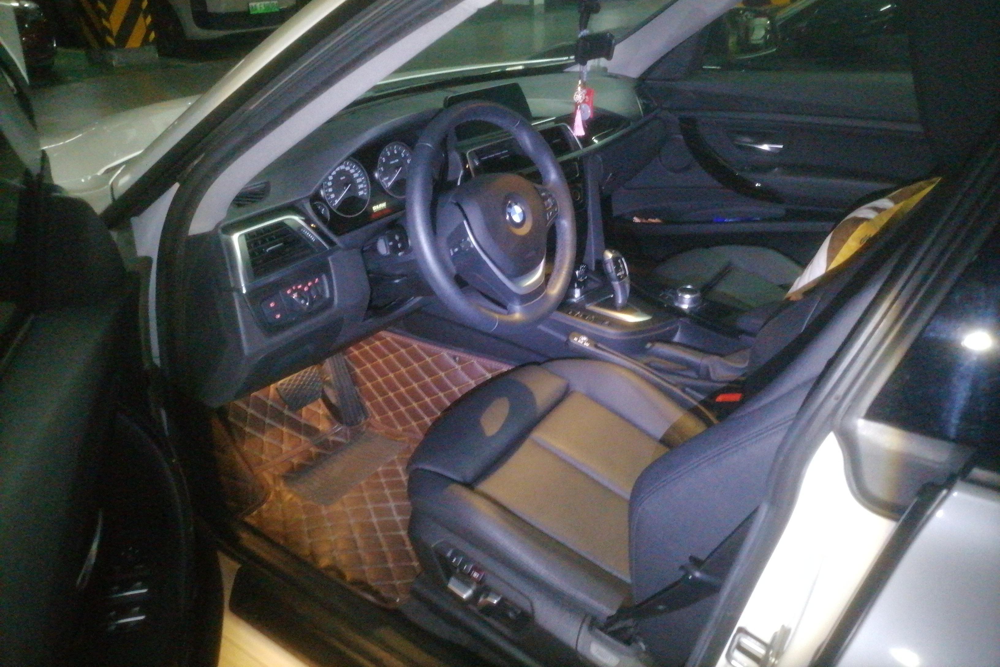 宝马3系GT 320i [进口] 2019款 2.0T 自动 汽油 时尚型 