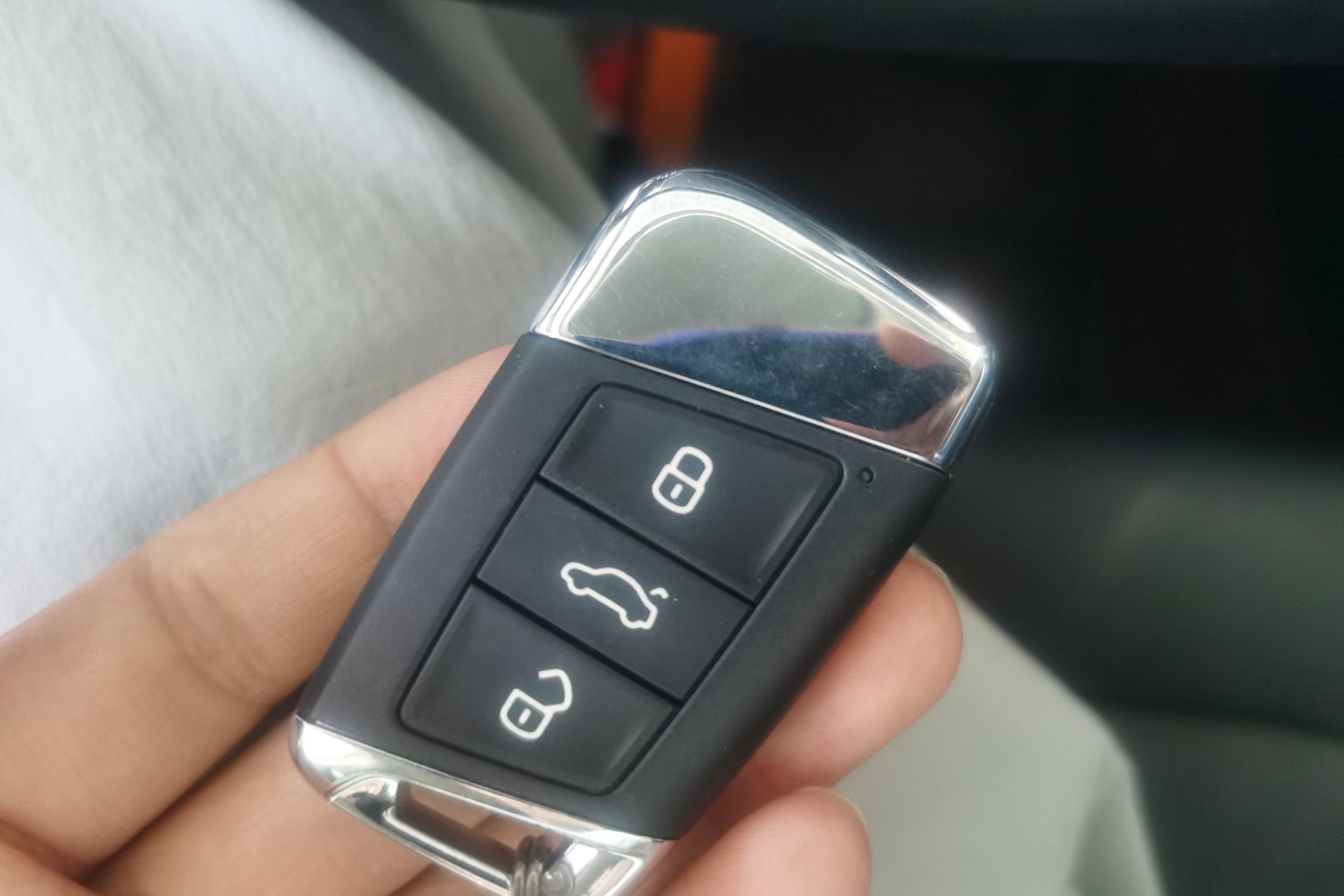 大众迈腾 2019款 1.4T 自动 汽油 280TSI领先型 (国Ⅴ) 