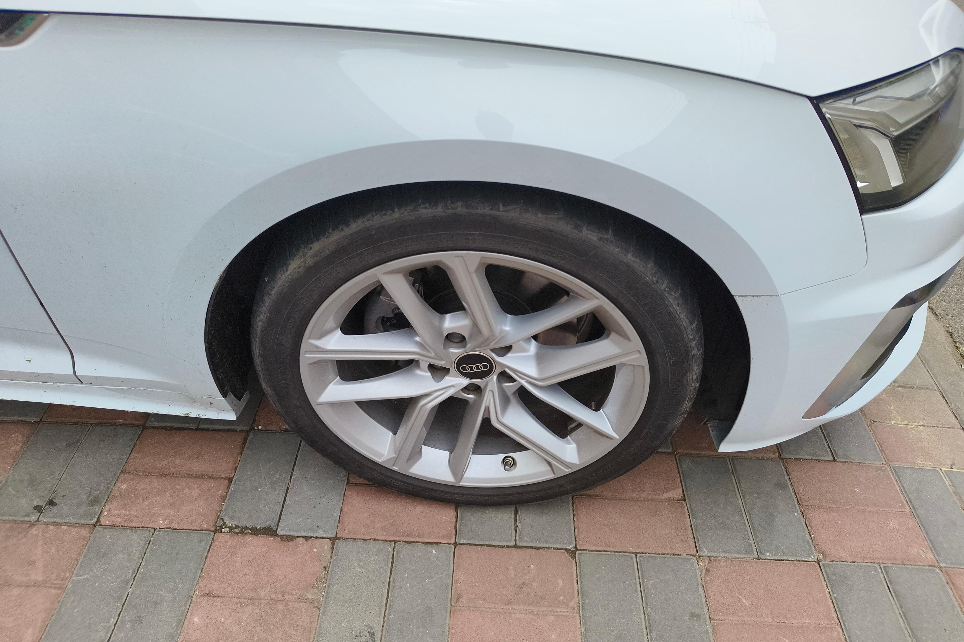 奥迪A5掀背 40TFSI [进口] 2023款 2.0T 自动 汽油 时尚动感型 