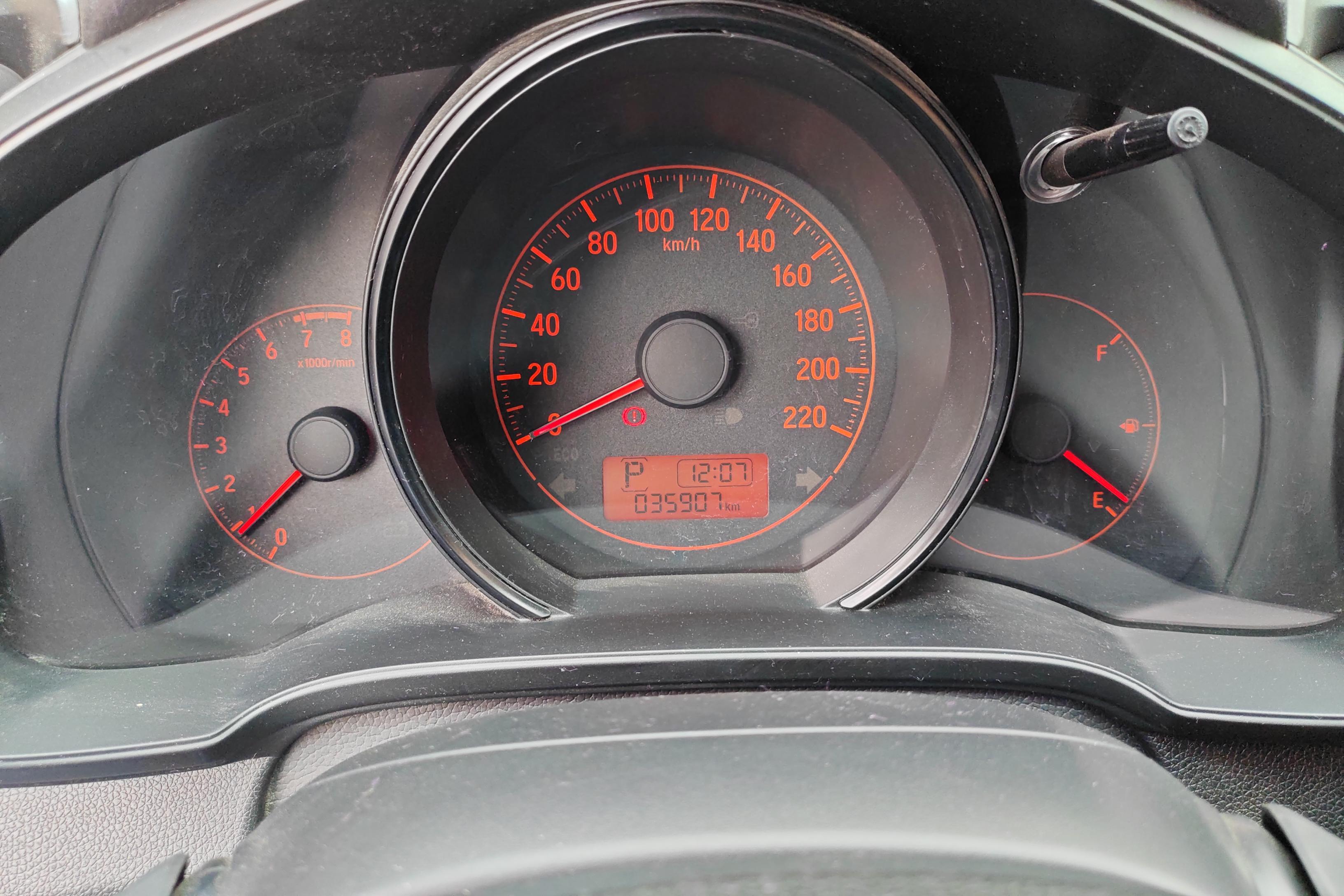 本田飞度 2018款 1.5L 自动 5门5座两厢车 舒适型 (国Ⅴ) 