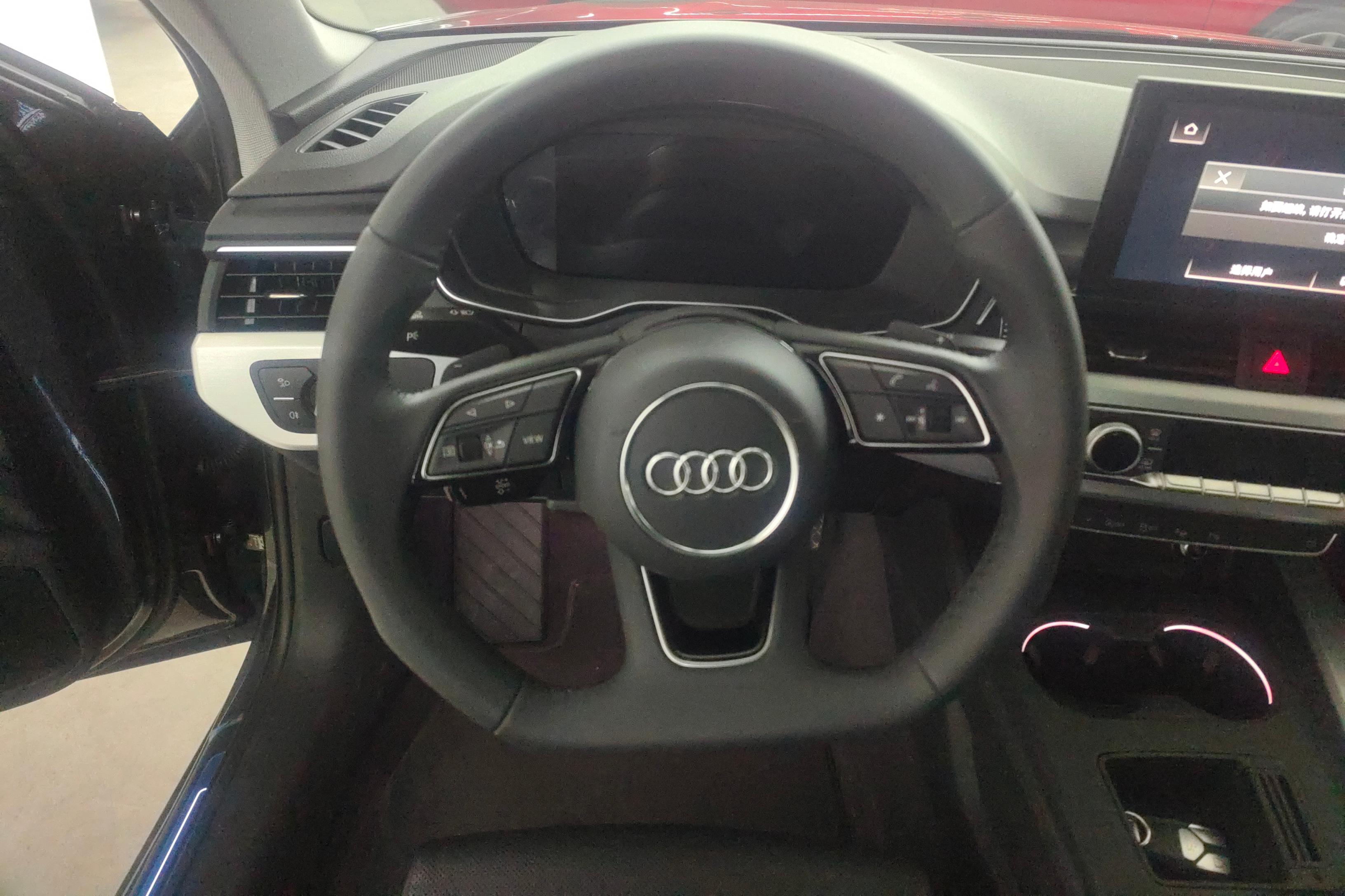 奥迪A4L 40TFSI 2022款 2.0T 自动 前驱 豪华动感型 (国Ⅵ) 