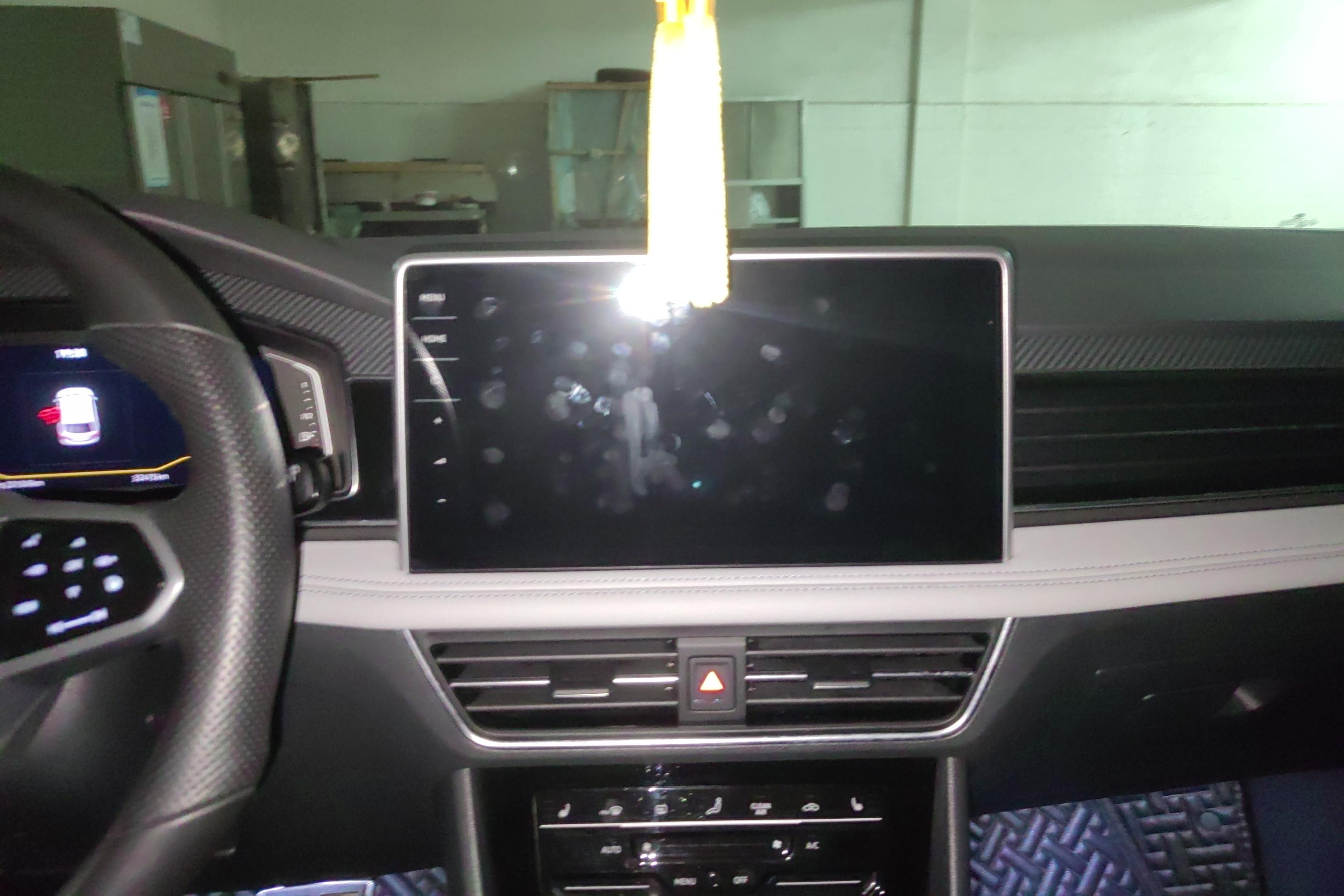 大众途观L R-Line 2022款 2.0T 自动 越享版 (国Ⅵ) 