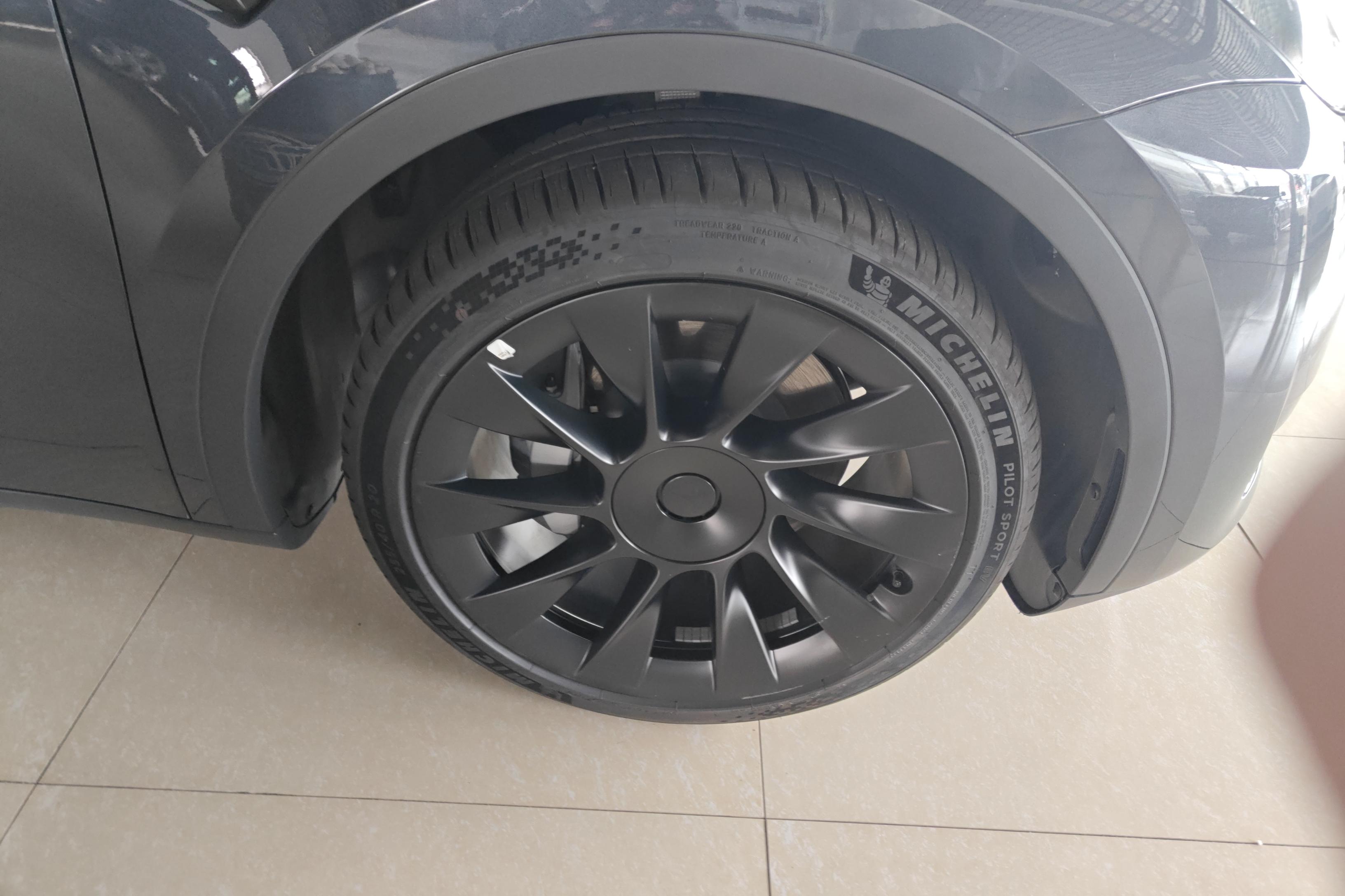 特斯拉MODEL Y 2024款 0.0T 自动 后轮驱动版 