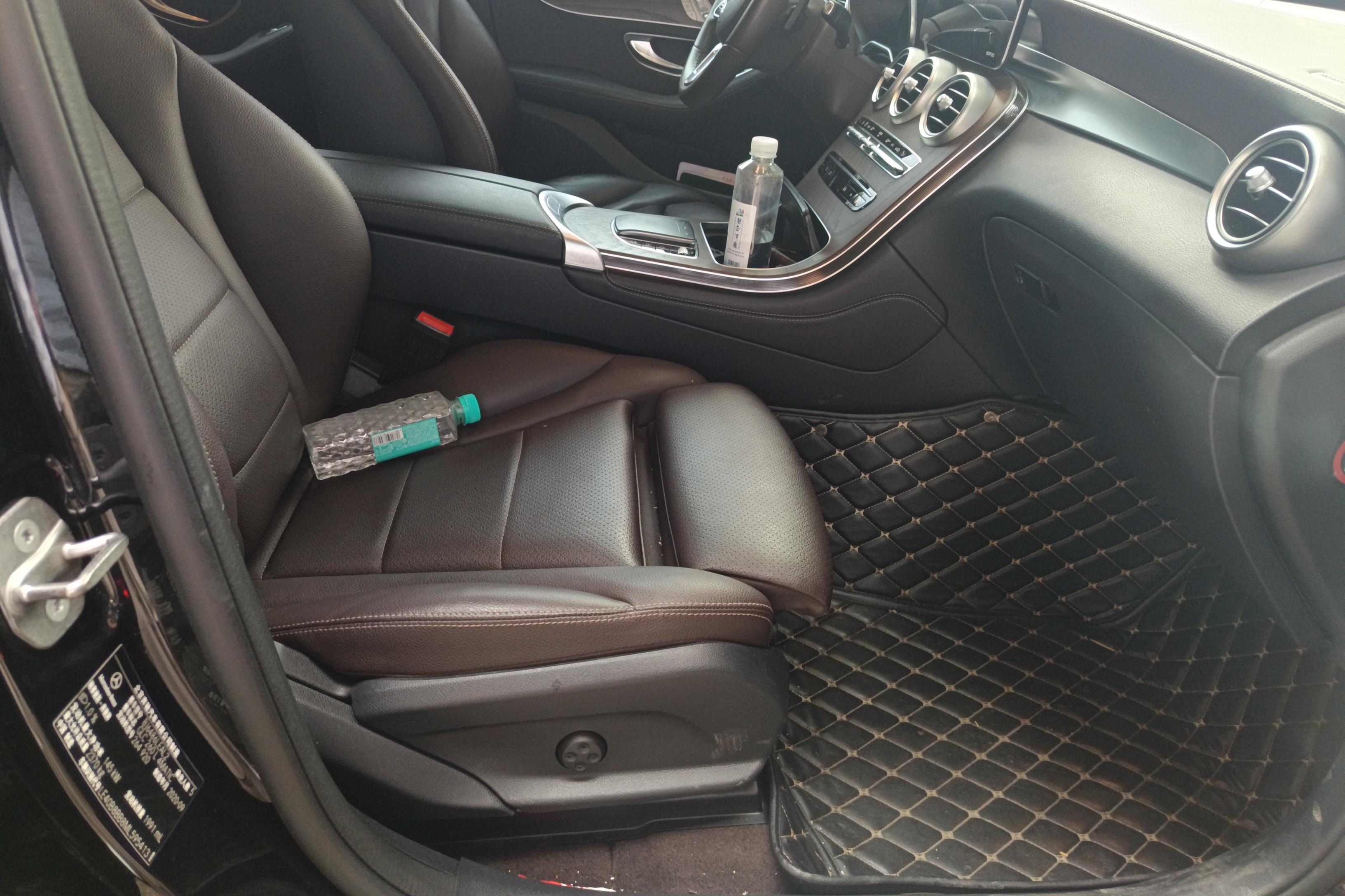 奔驰GLC 260L 2021款 2.0T 自动 豪华型 (国Ⅵ) 