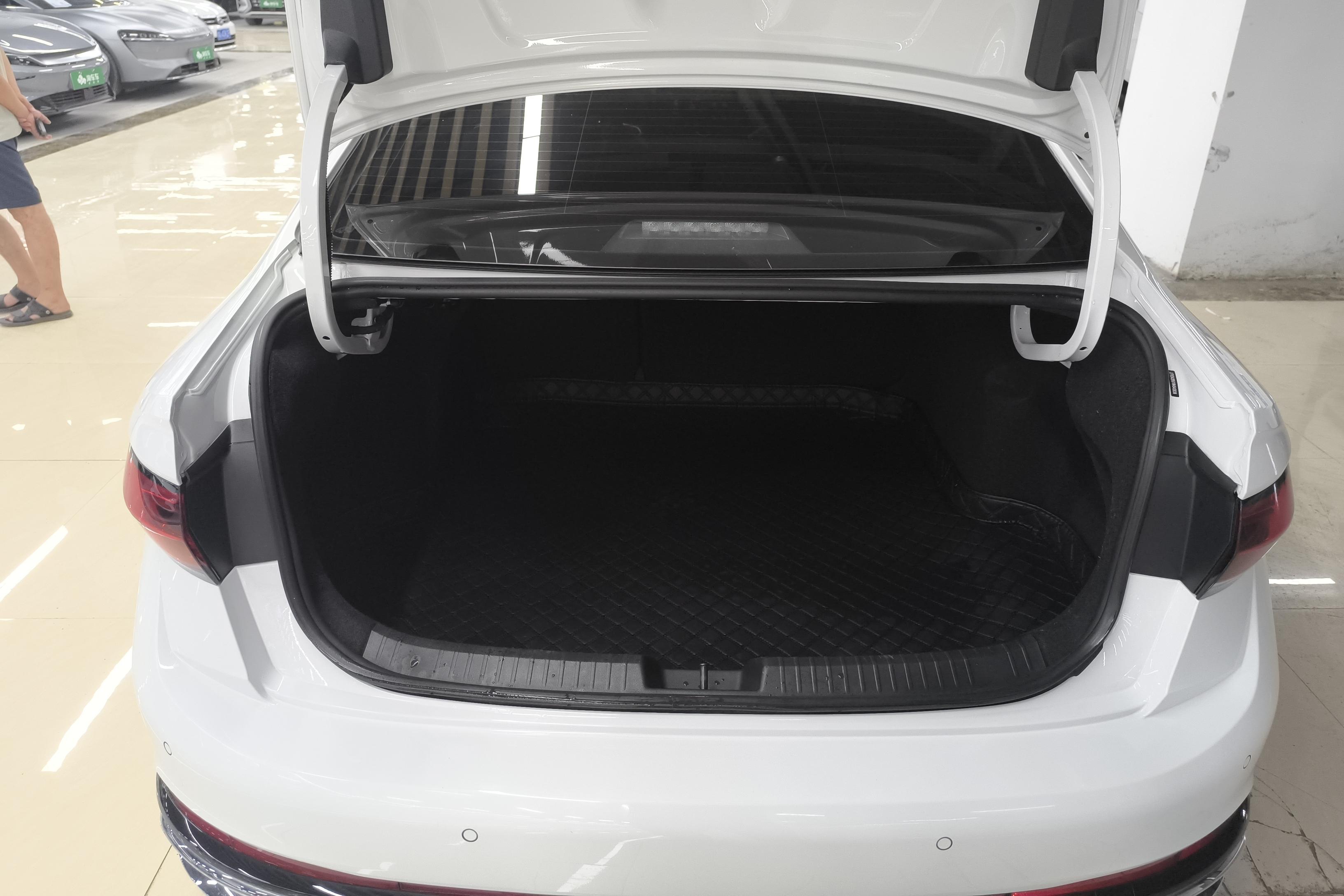 大众速腾 2023款 1.4T 自动 280TSI超越Lite版 (国Ⅵ) 