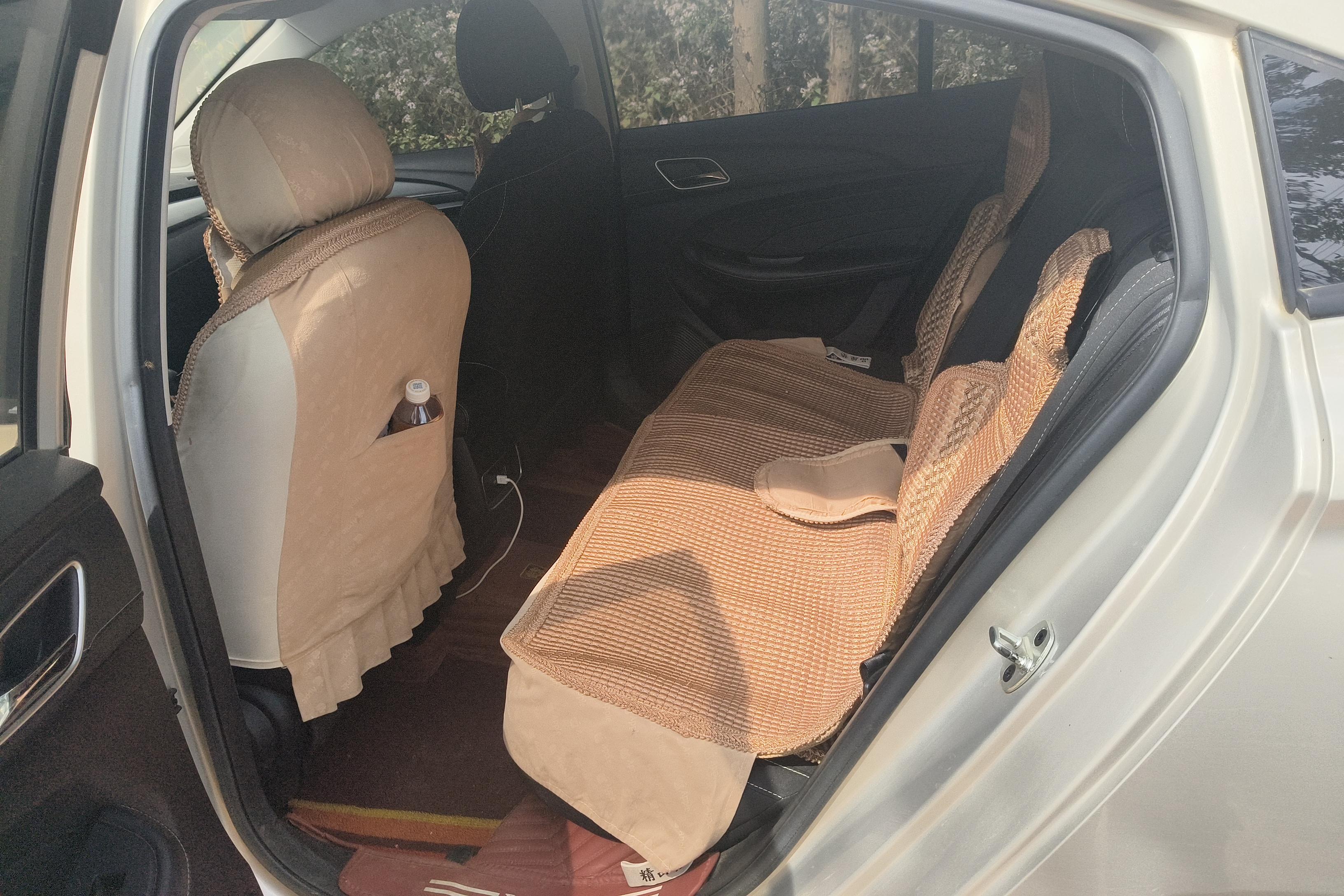 荣威i5 2020款 1.5L 自动 4G互联领豪版 (国Ⅵ) 