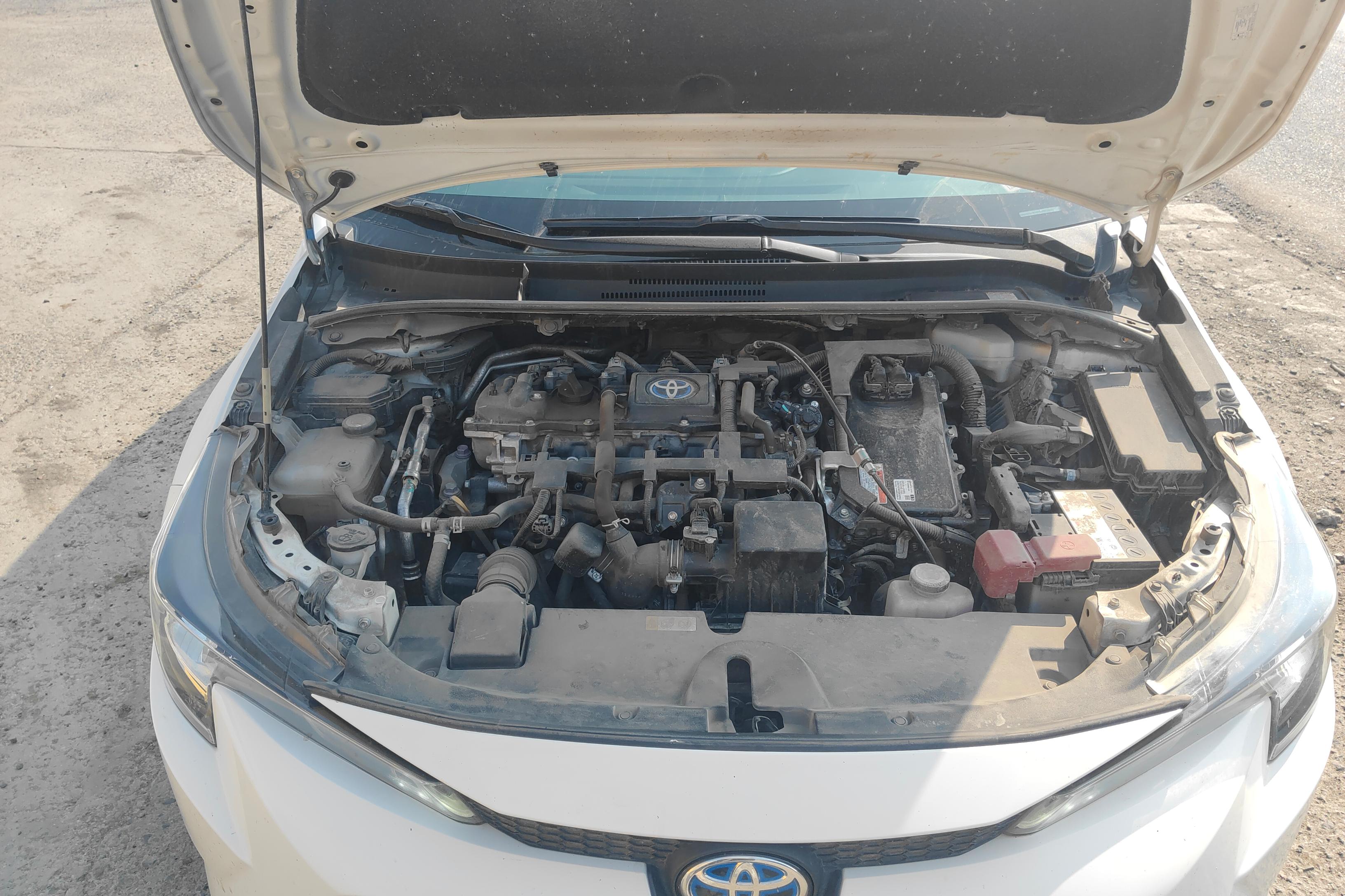 丰田雷凌 双擎 2022款 1.8L 自动 豪华版 (国Ⅵ) 