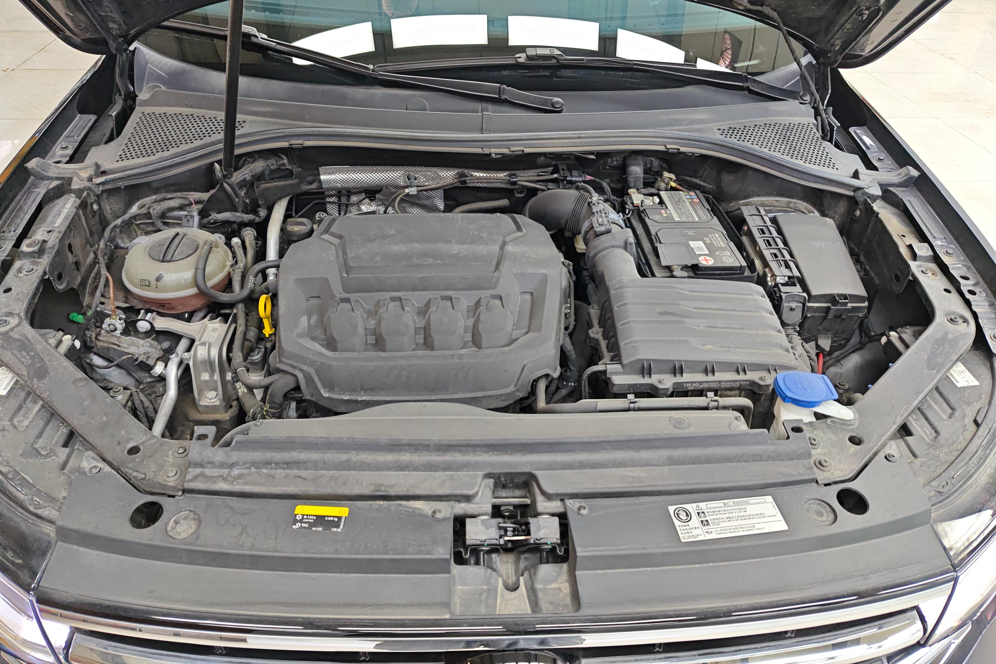 大众途观L R-Line 2023款 2.0T 自动 330TSI越享版 (国Ⅵ) 