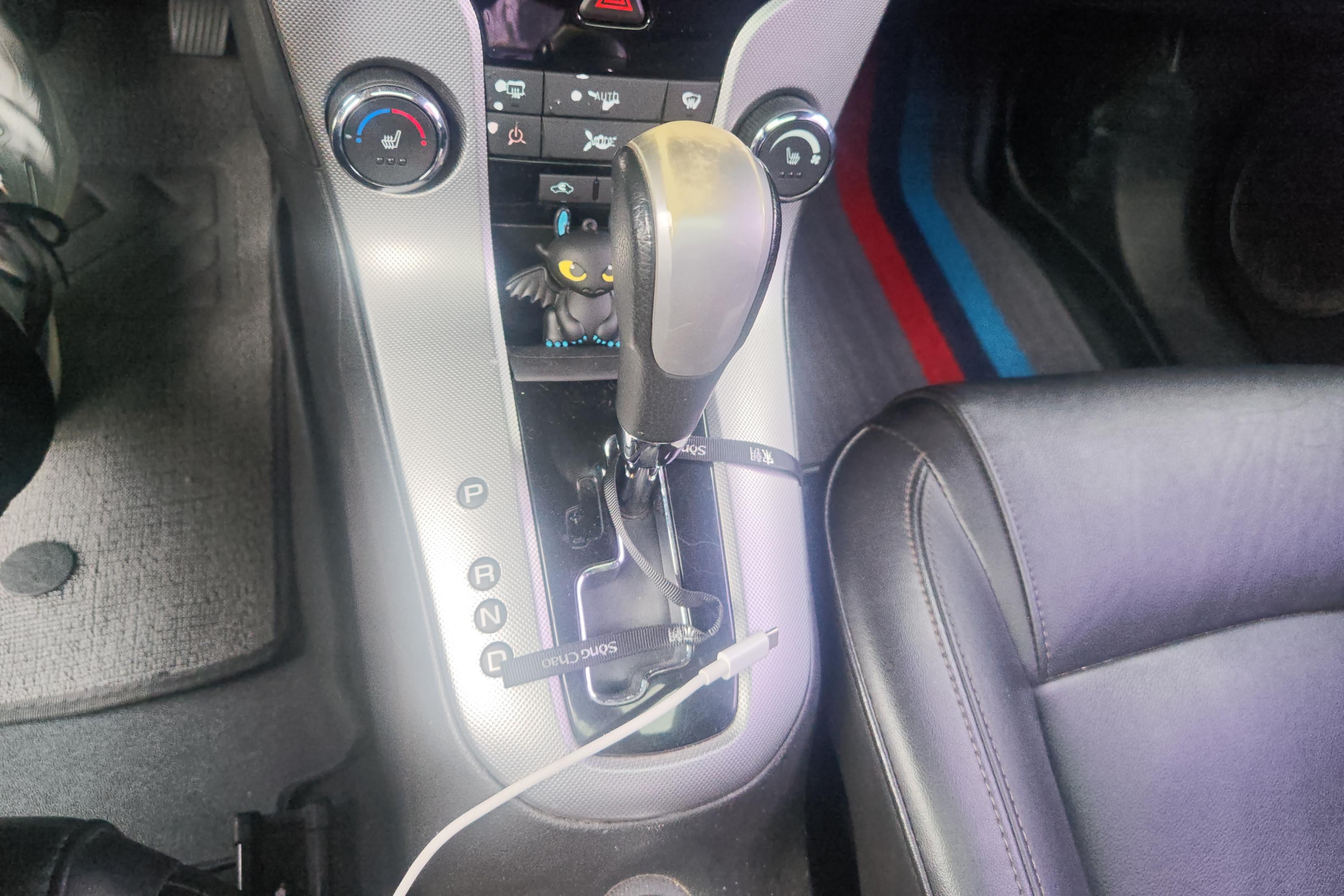 雪佛兰科鲁兹 2013款 1.8L 自动 SE-Onstar (国Ⅳ) 
