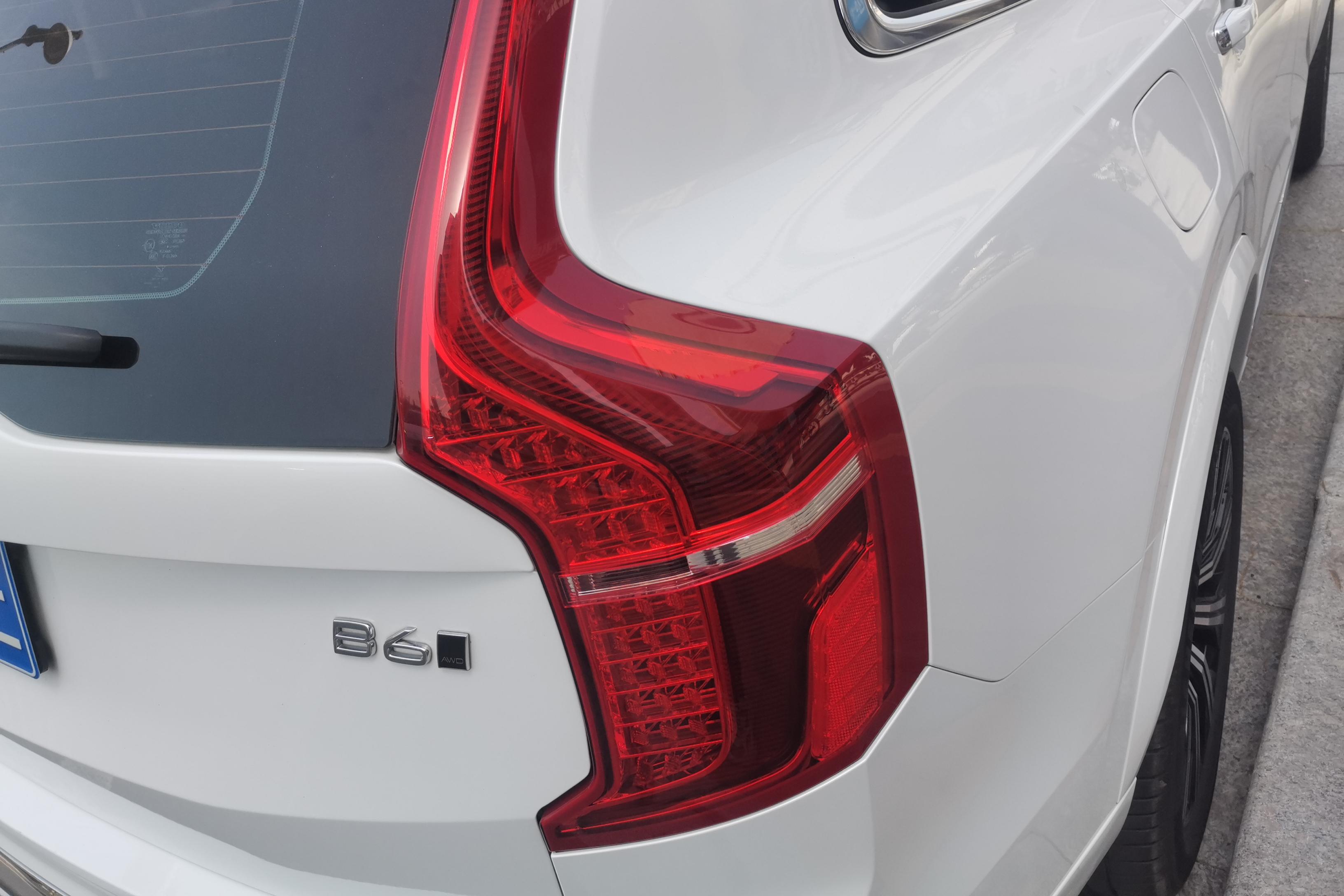 沃尔沃XC90 B6 [进口] 2021款 2.0T 自动 四驱 汽油 智逸豪华版 (国Ⅵ) 
