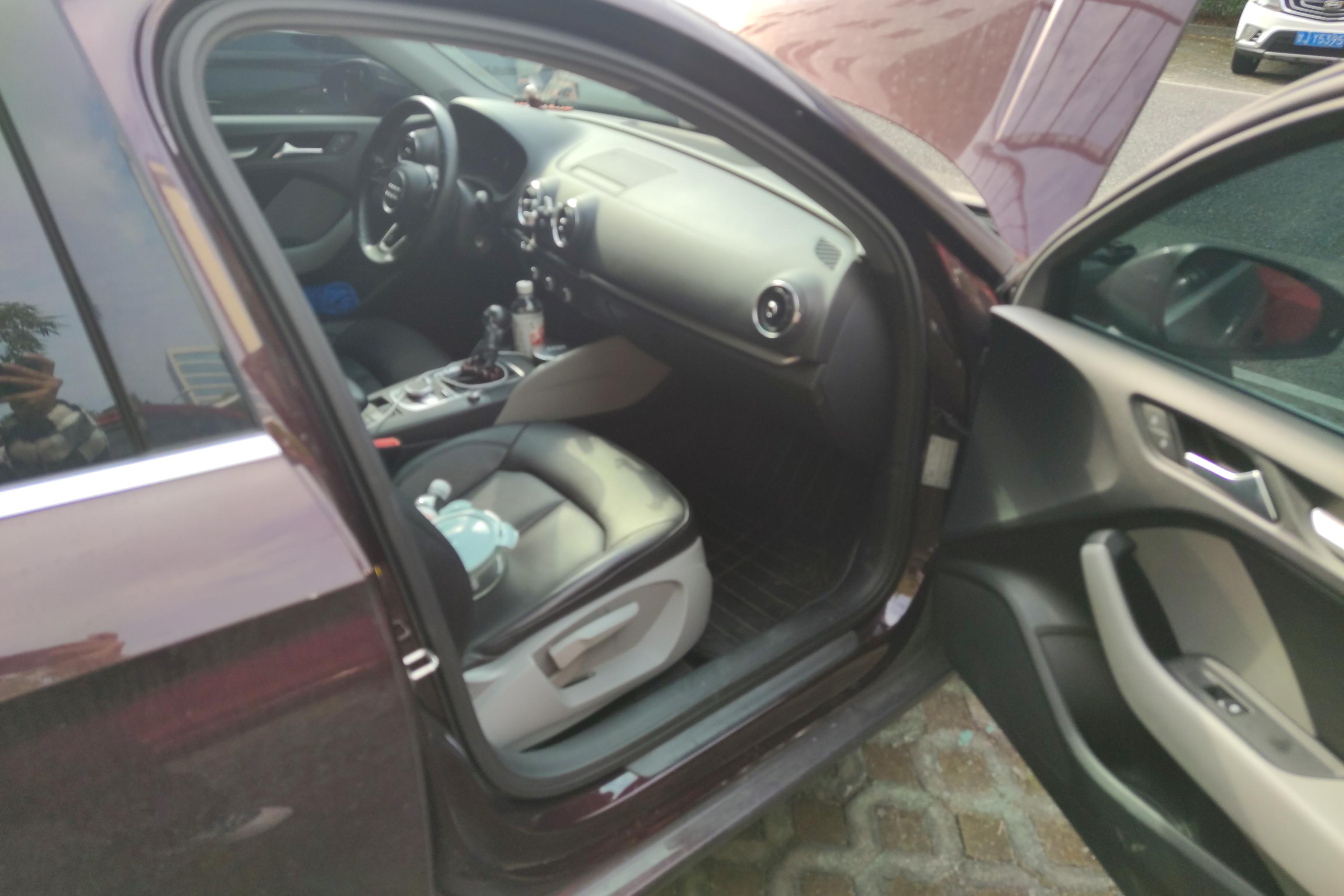 奥迪A3 35TFSI 2017款 1.4T 自动 进取型Limousine (国Ⅴ) 