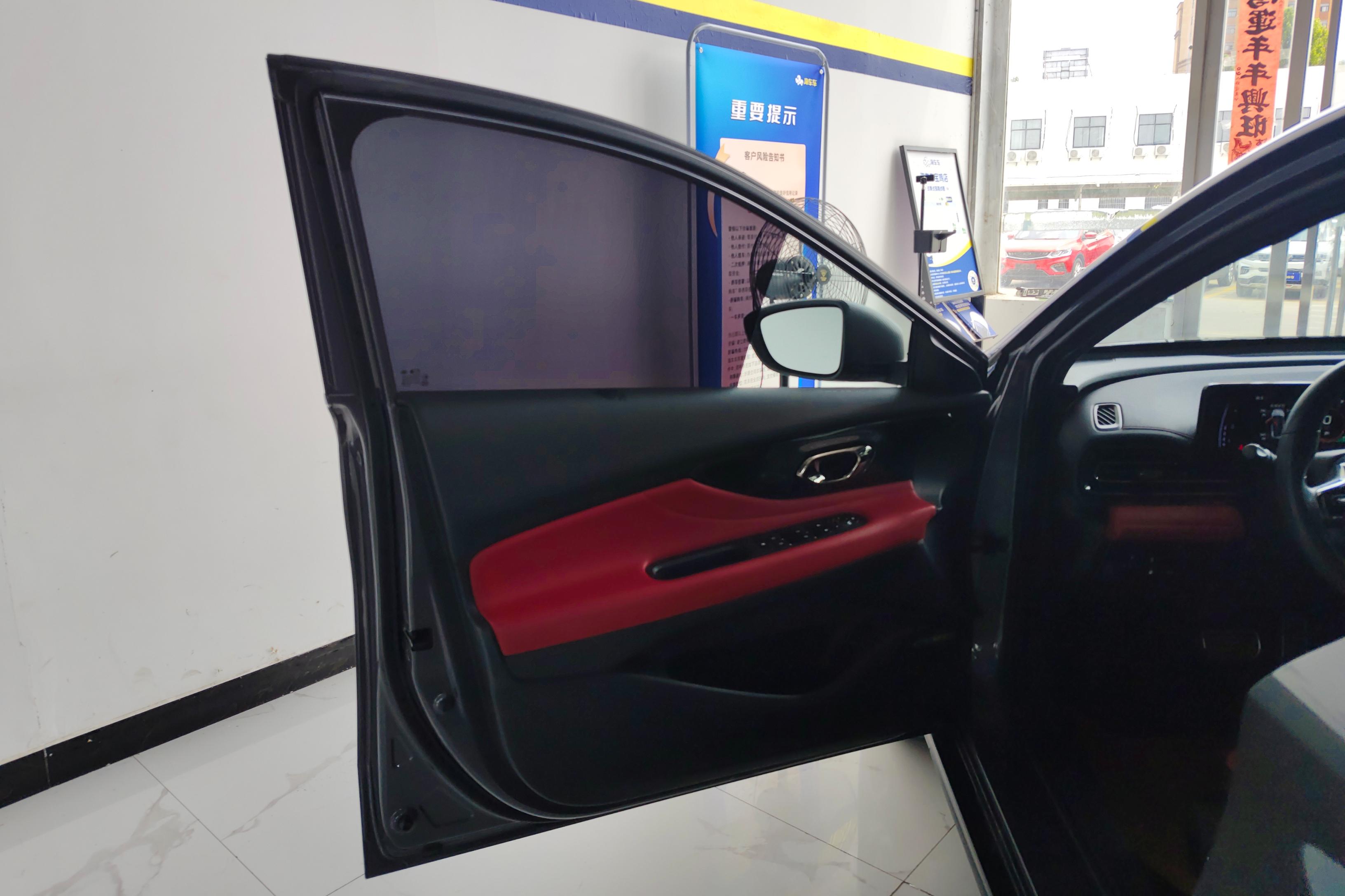 传祺影豹 2021款 1.5T 自动 J15版270T (国Ⅵ) 