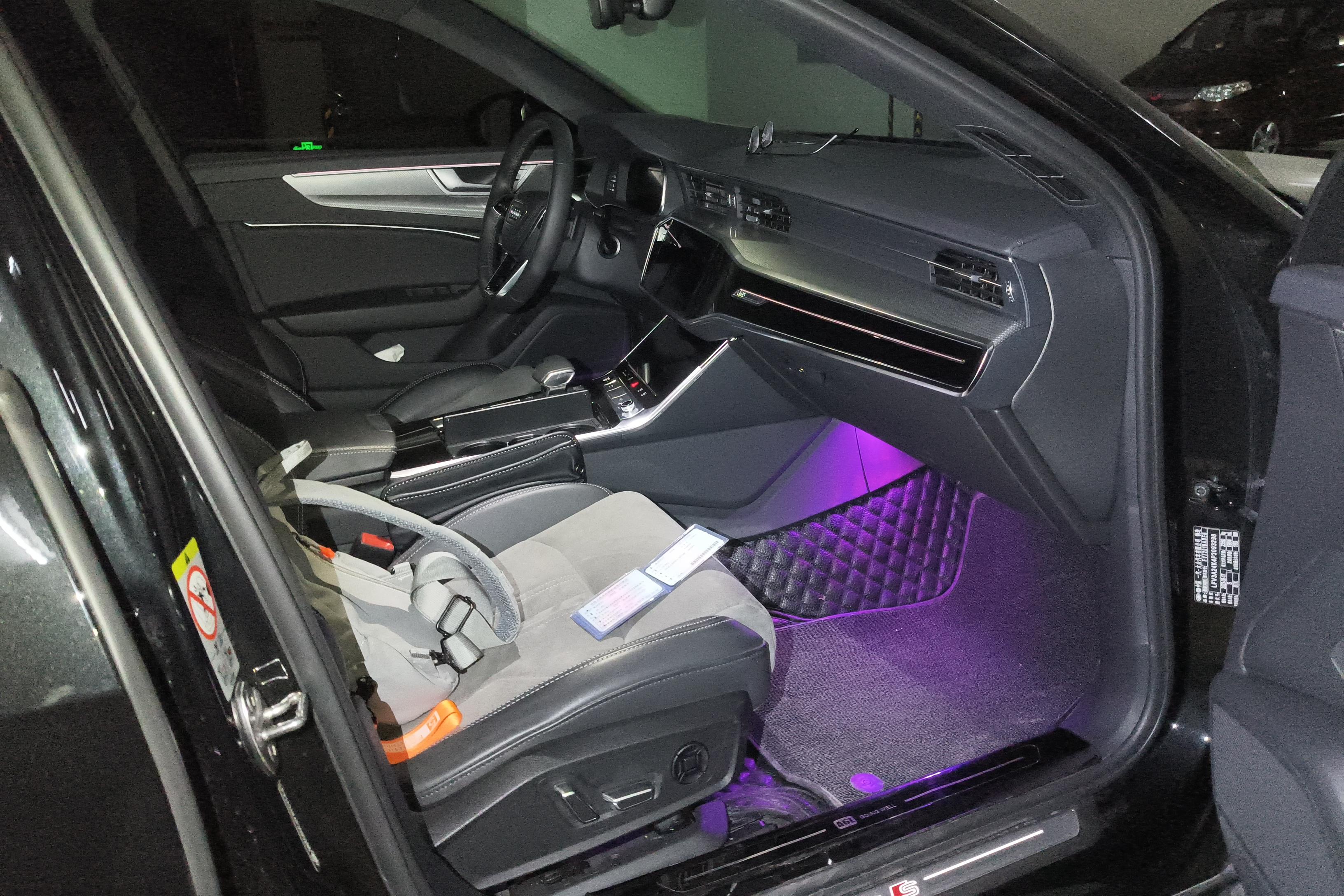 奥迪A6L 45TFSI 2023款 2.0T 自动 改款臻选动感型 (国Ⅵ) 